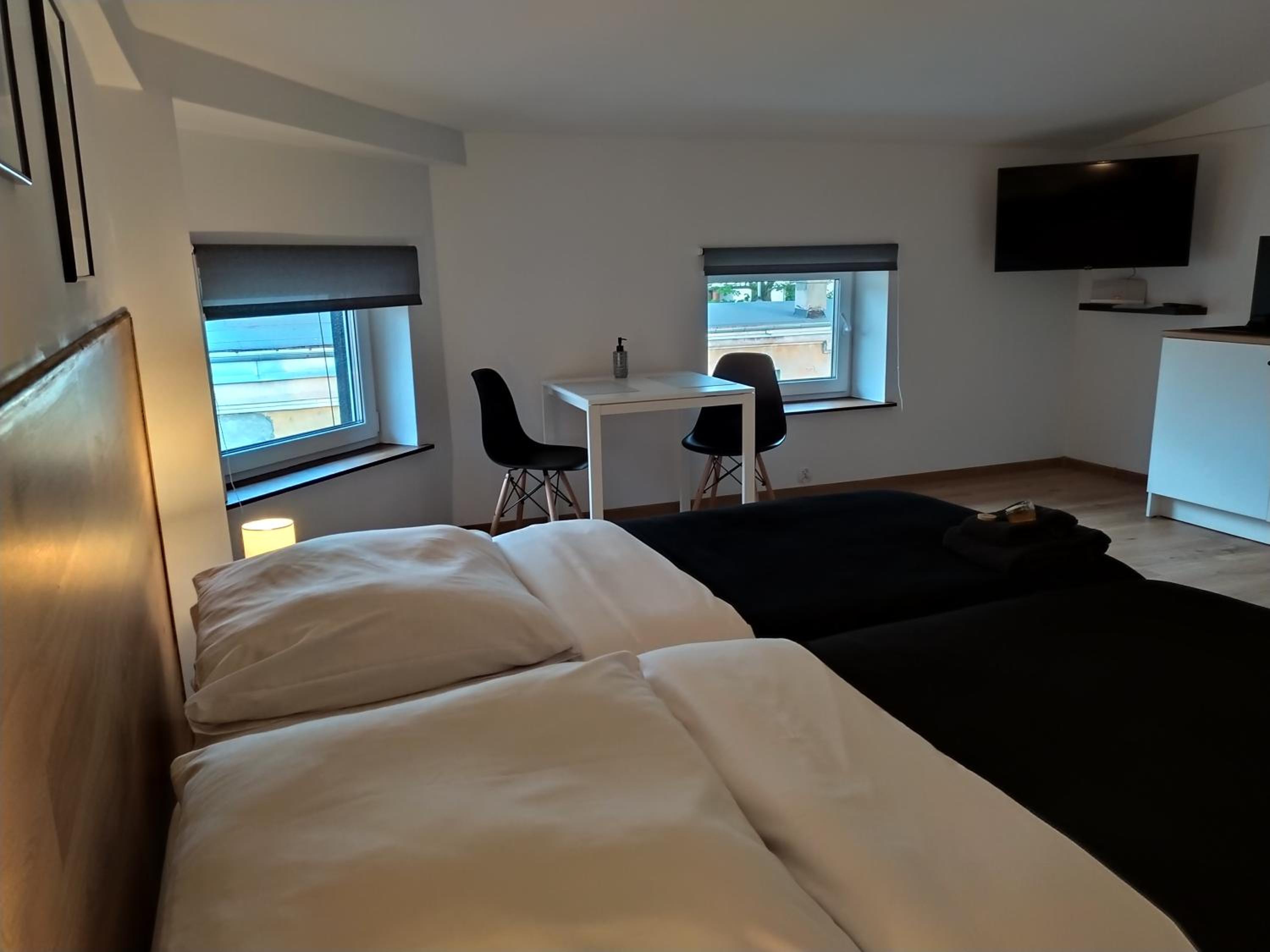 Double or Twin Room - Photo 7