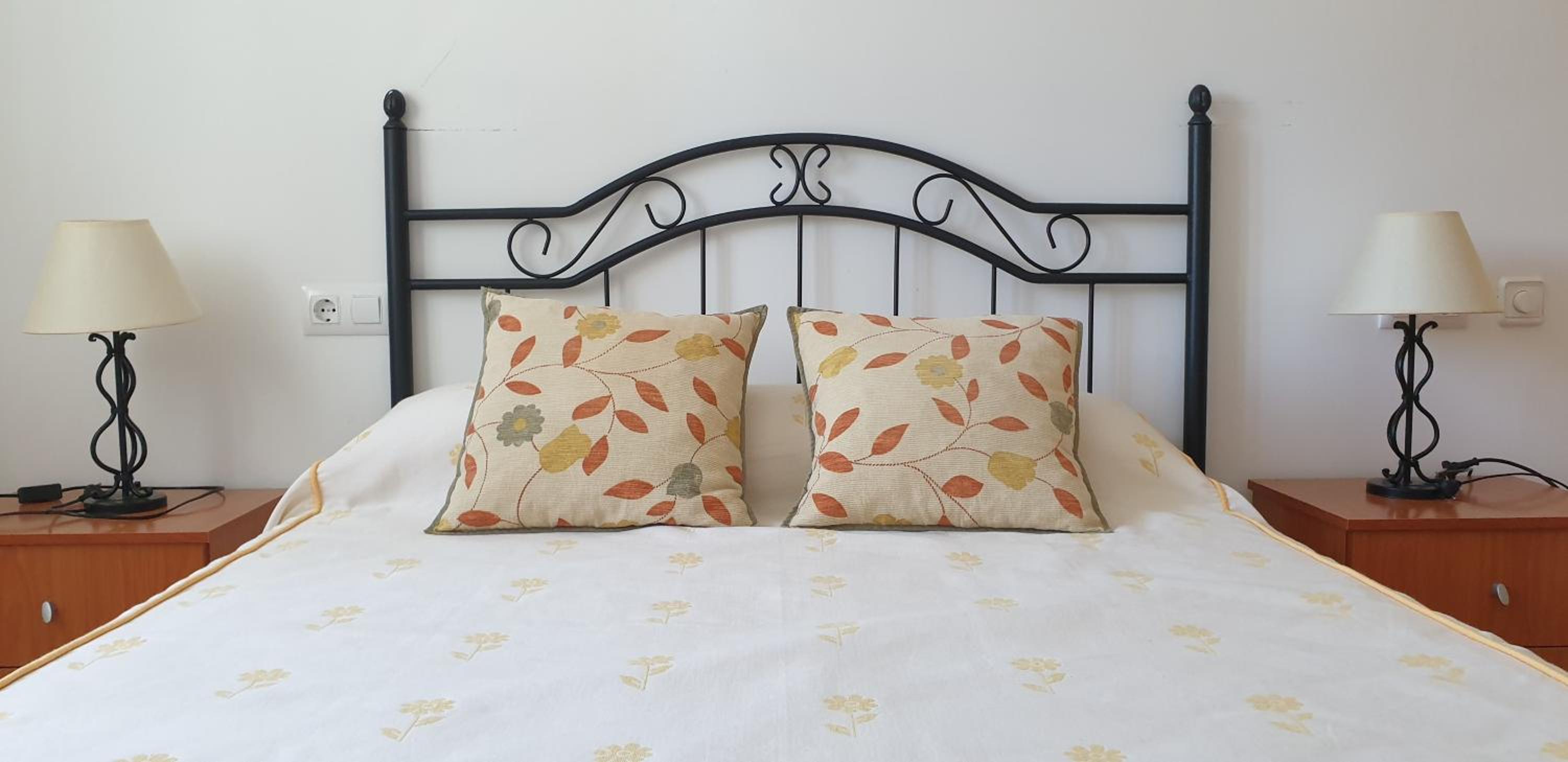 Apartamento de dos dormitorios con terraza - Caracas