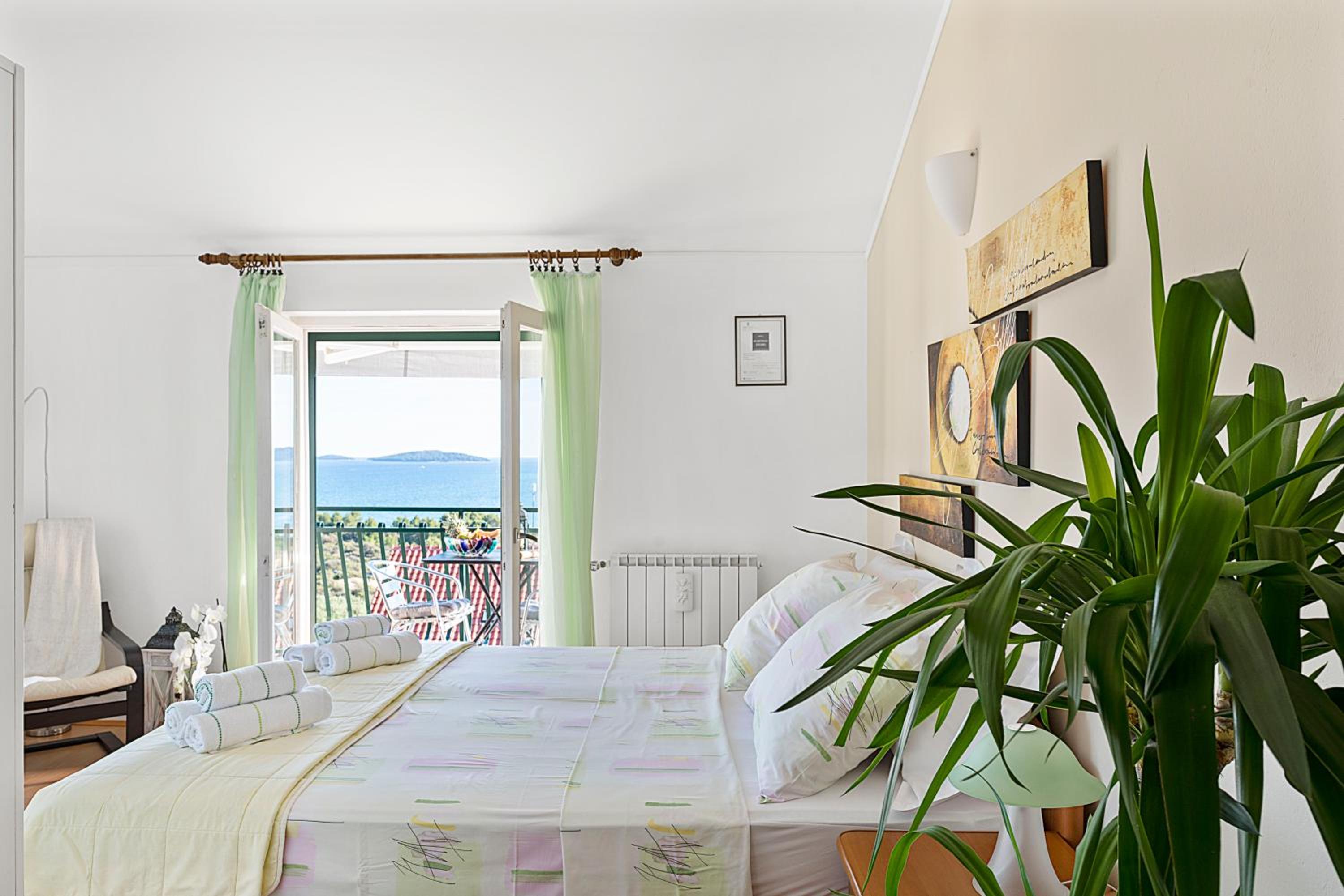 Studio with Sea View