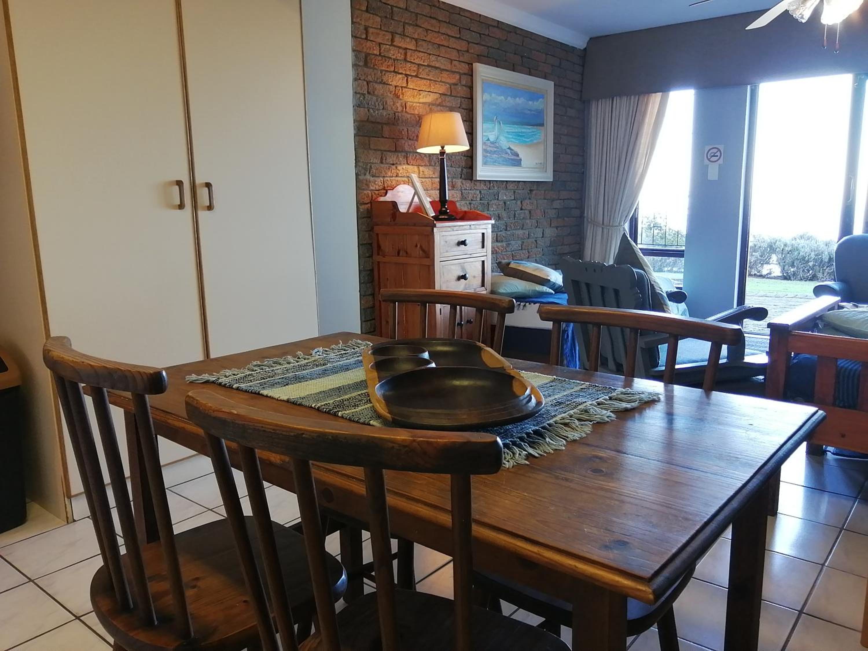 Cottage with Sea View - Photo 2