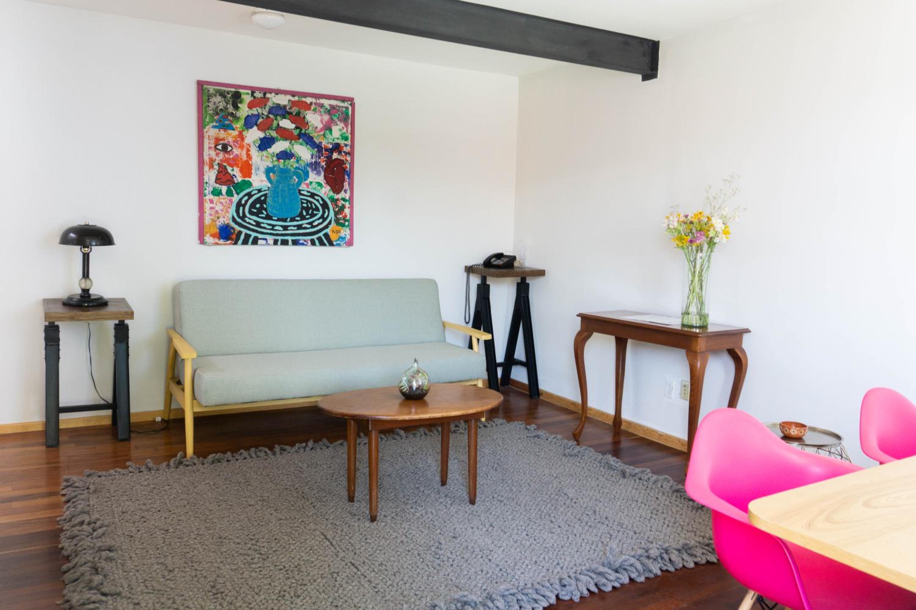 Studio Apartment photo 1