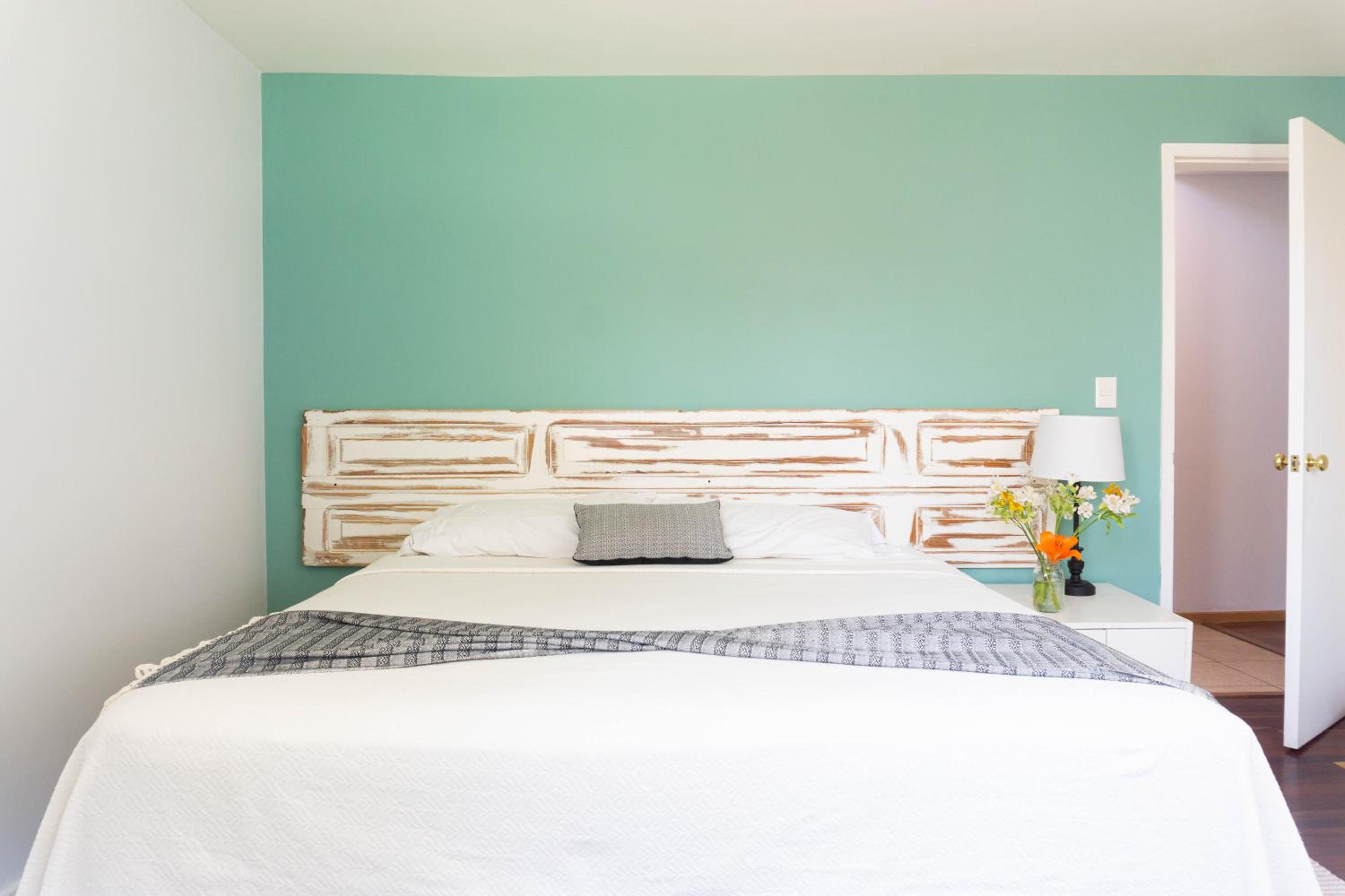 Studio Apartment photo 2