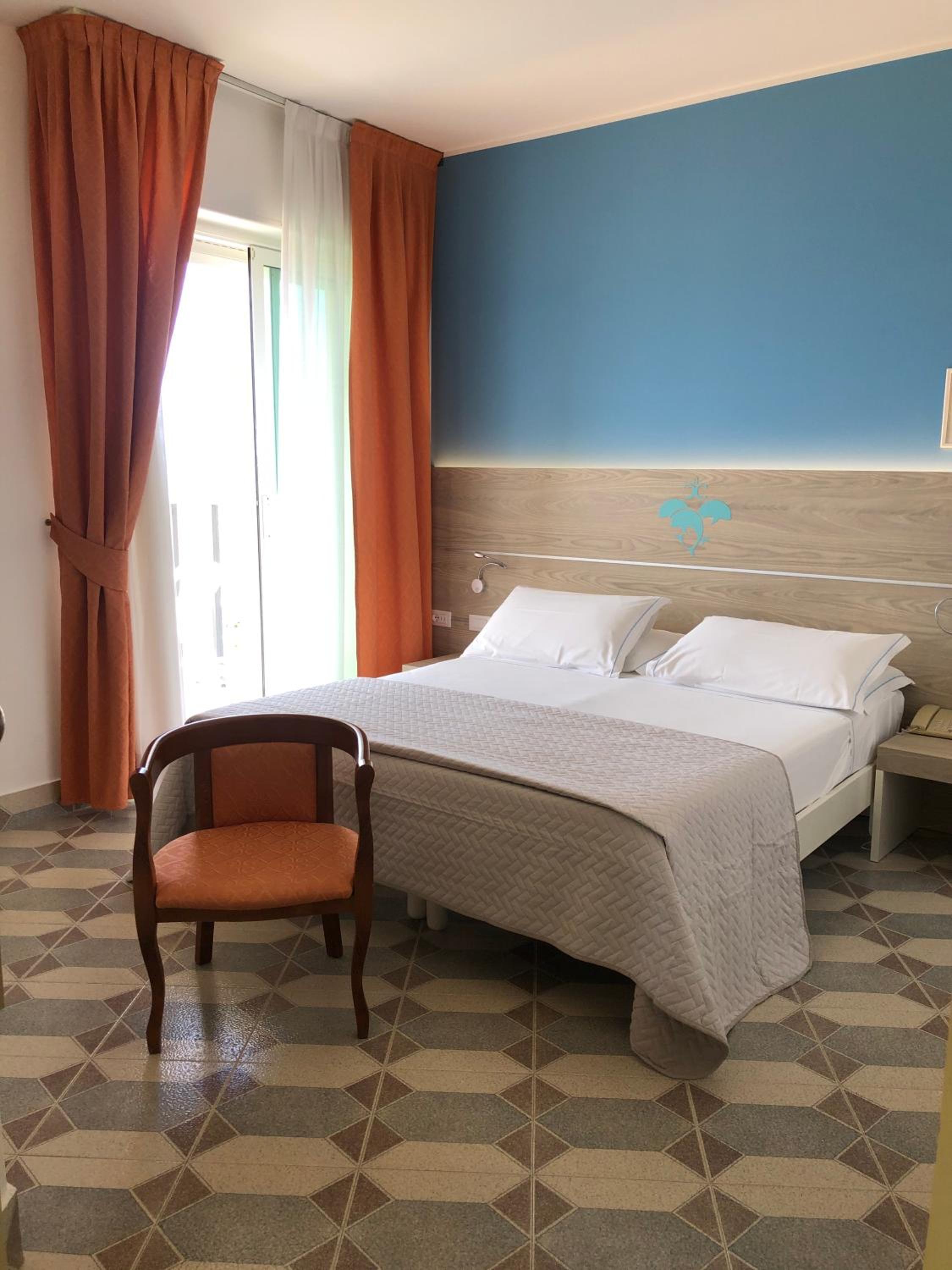 Standard Double Room - Photo 1