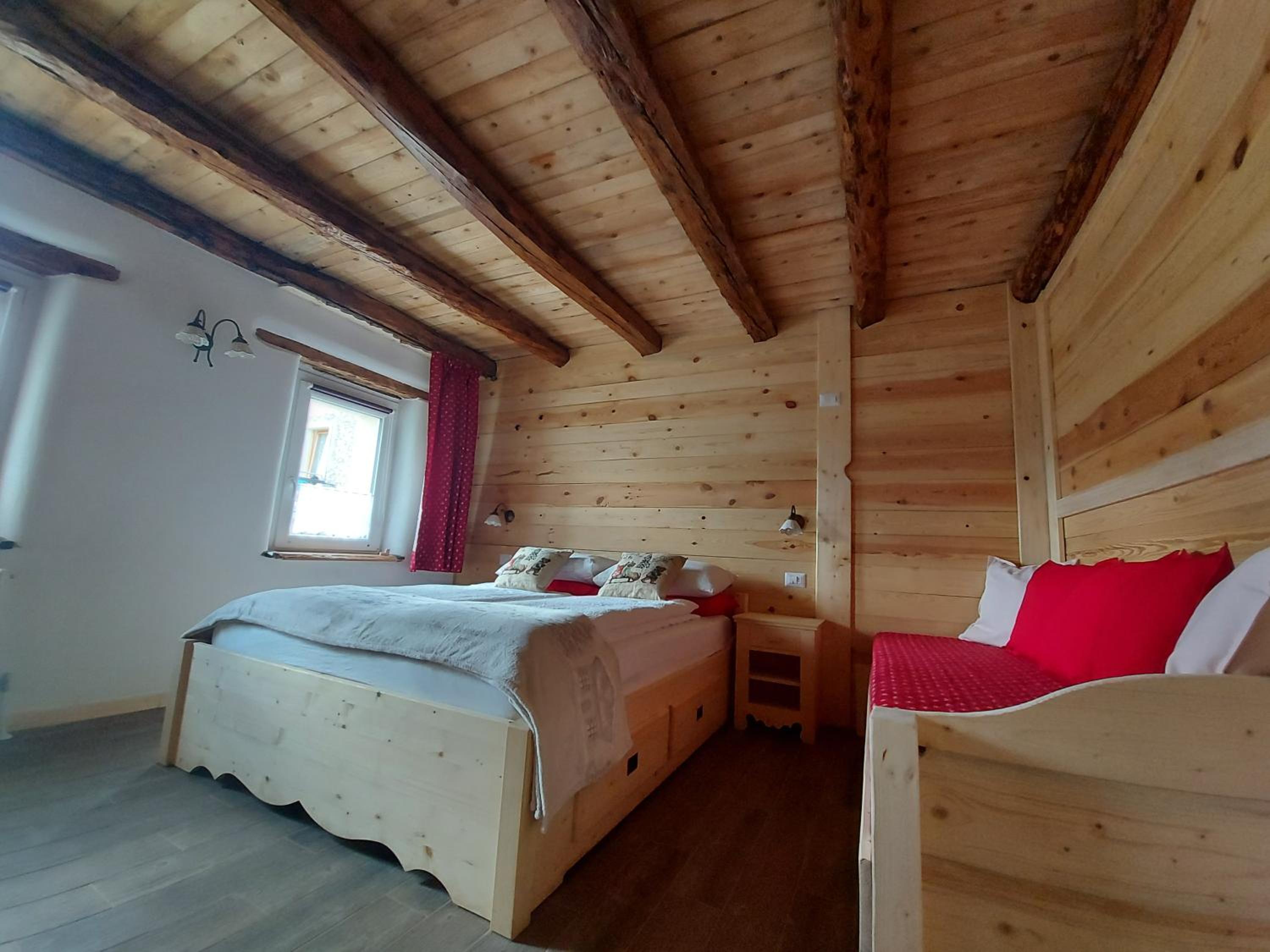 Double Room with Private Bathroom - Photo 5