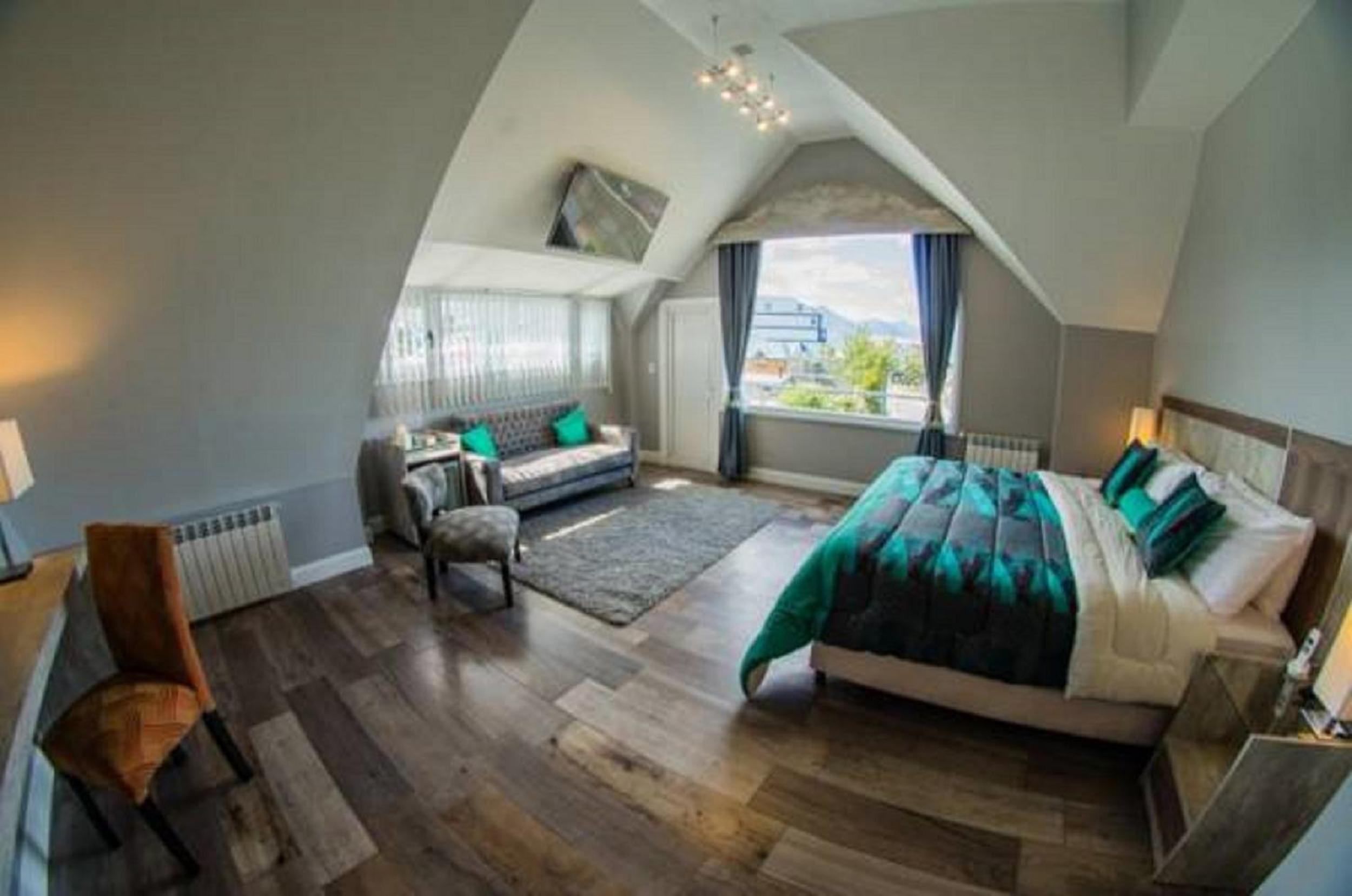 Penthouse Suite