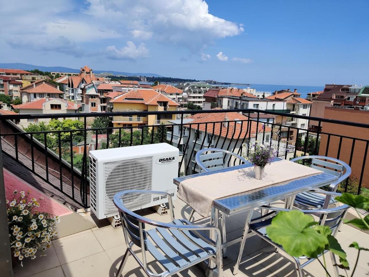 Studio with Sea View photo 2