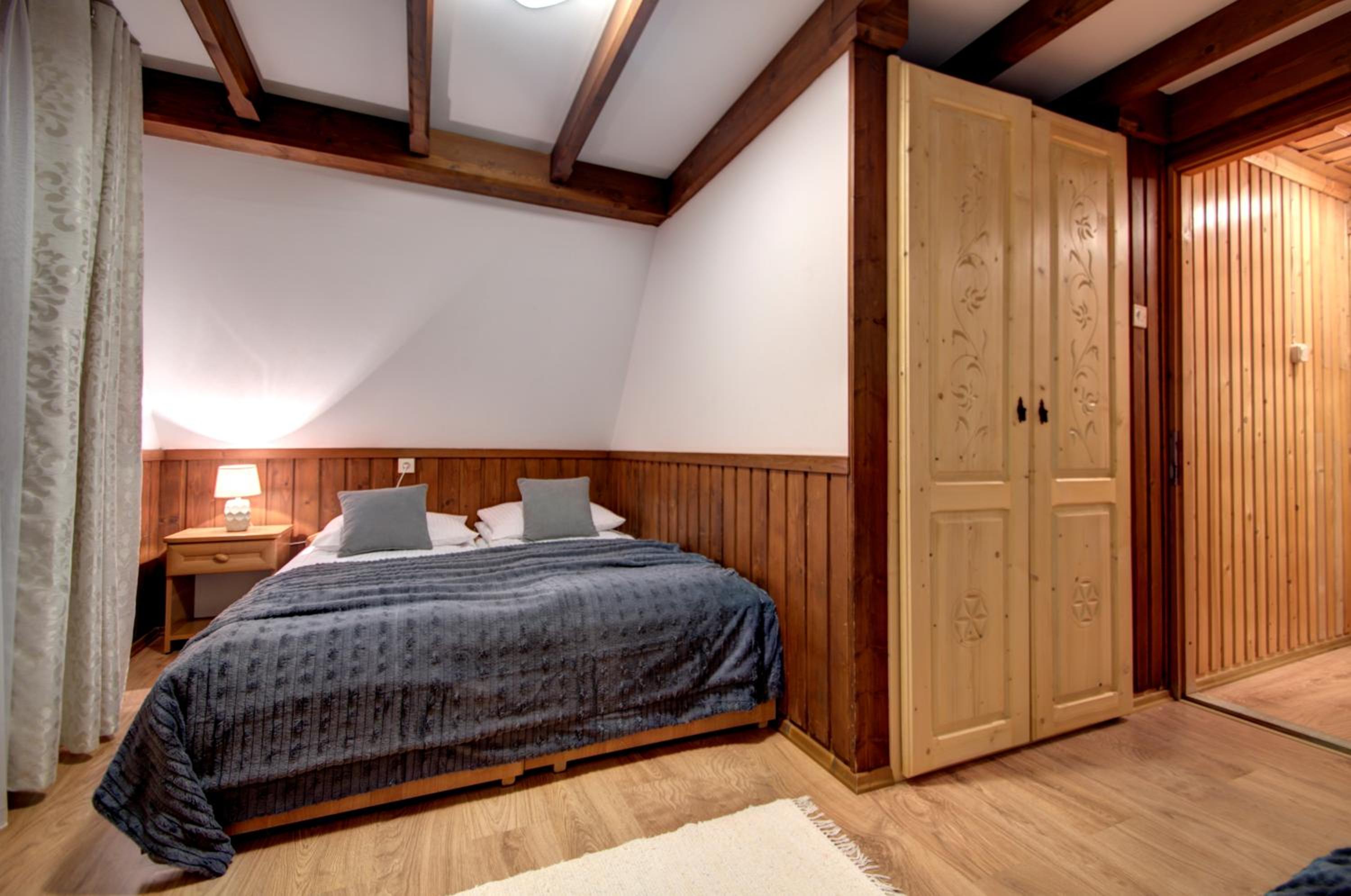 Triple Room with Private Bathroom photo 1