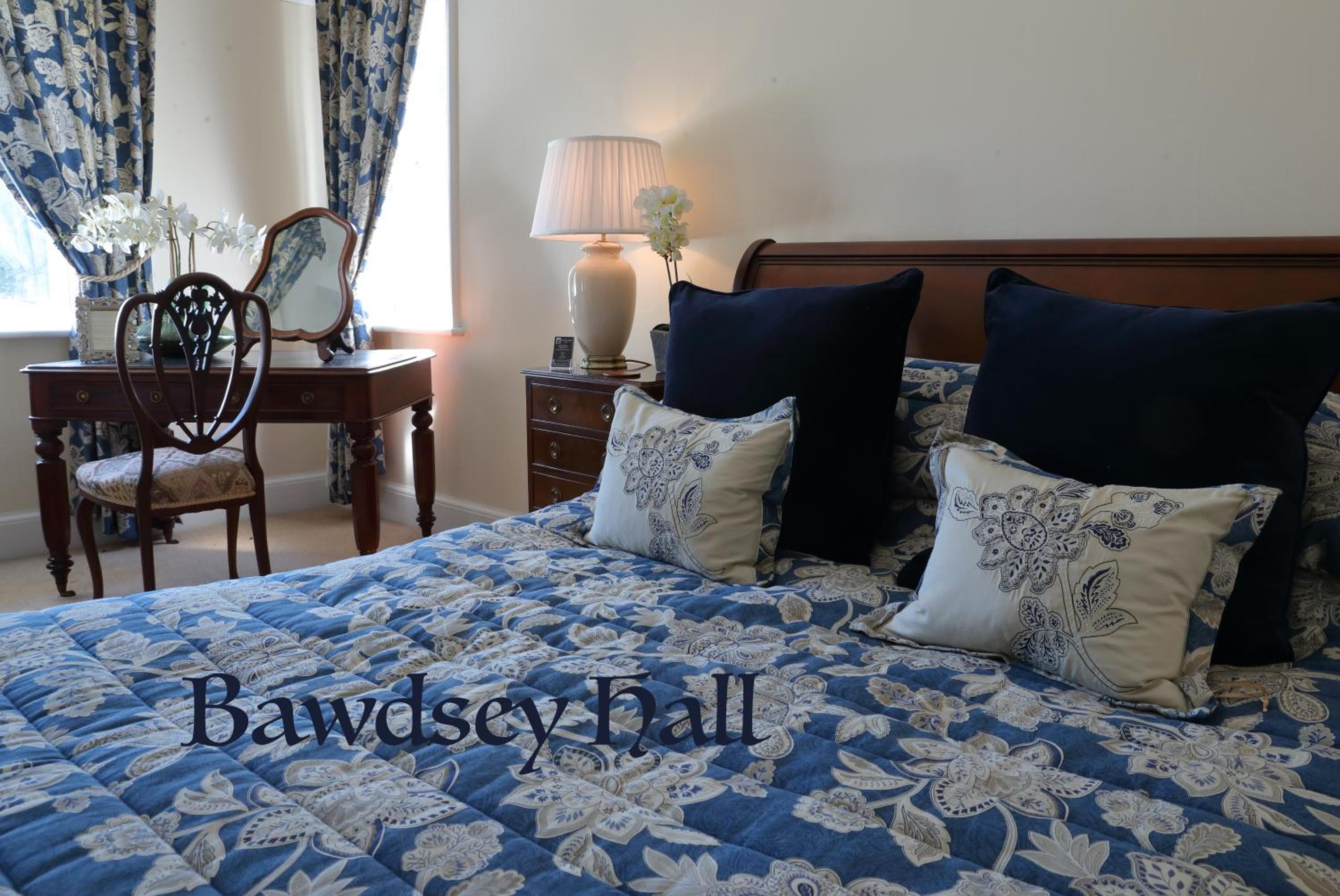 King Room with Garden View - Photo 7