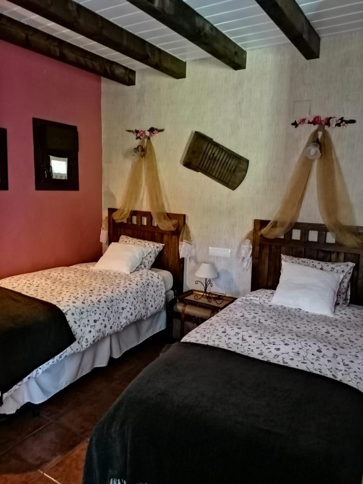 Habitación Doble o con Dos Camas