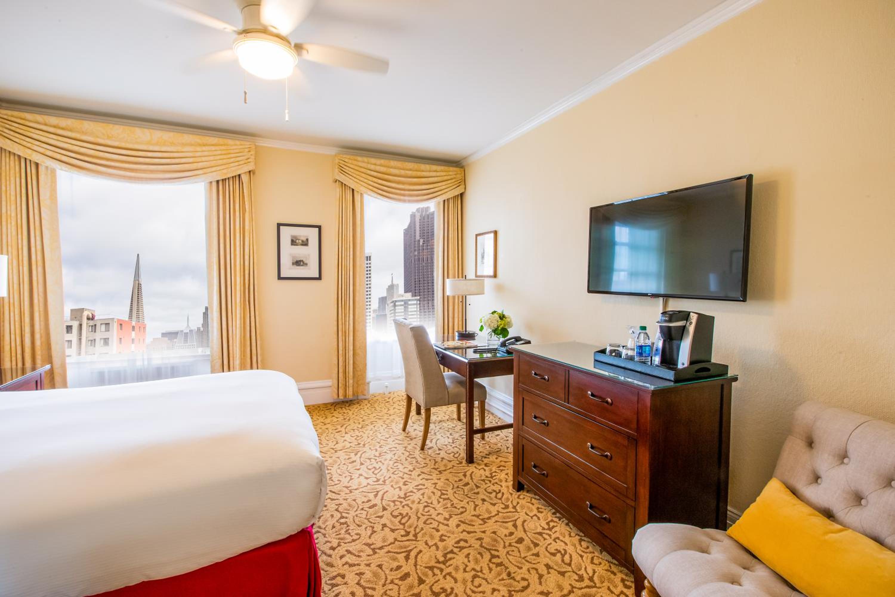 Standard Queen Room - Photo 1