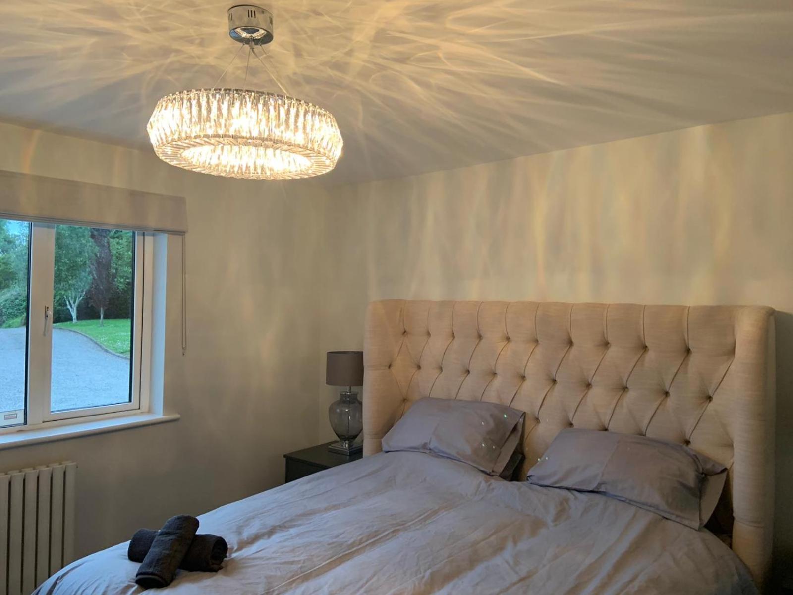 Six-Bedroom House - Photo 69