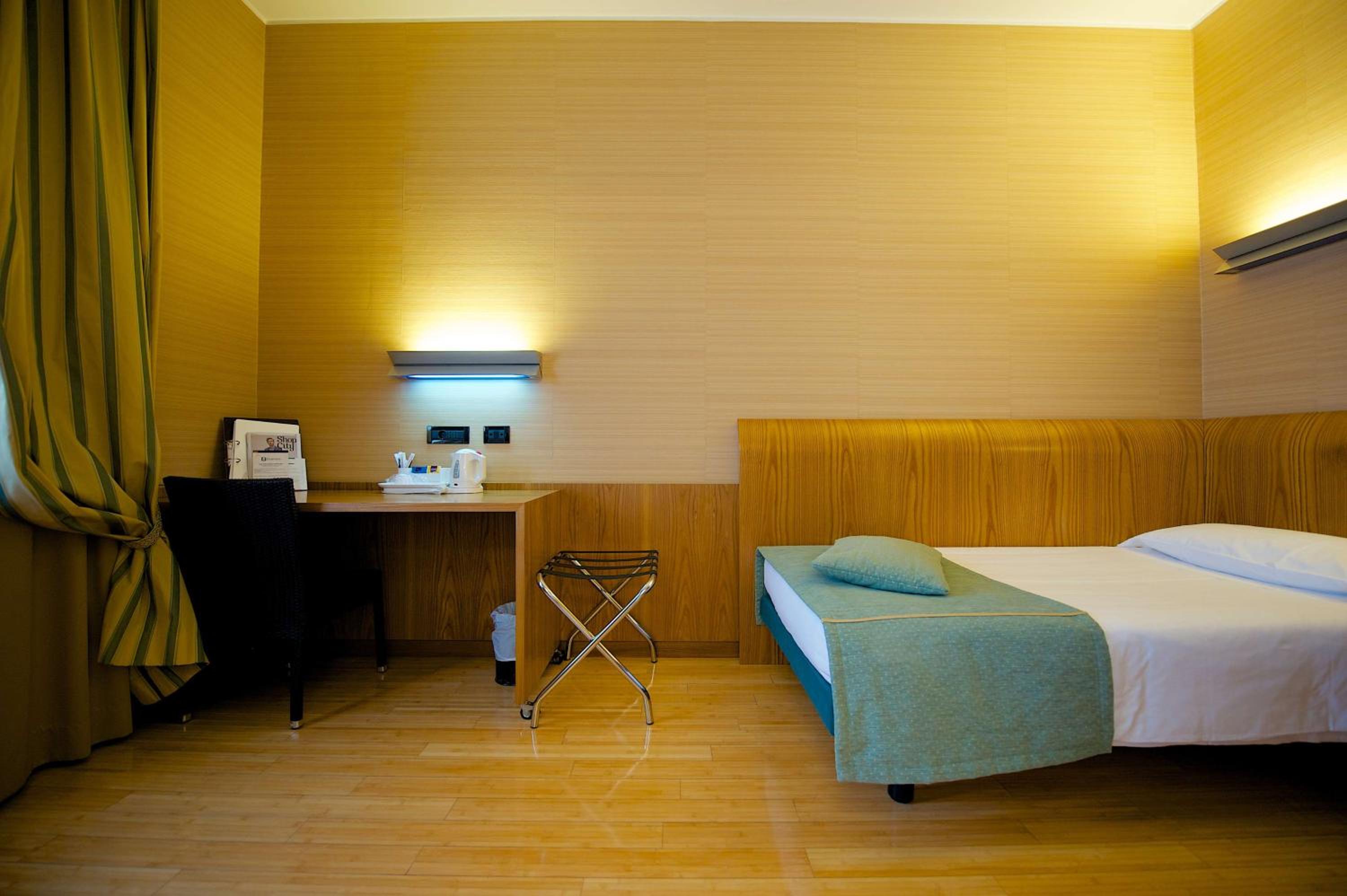 Standard Single Room photo 2