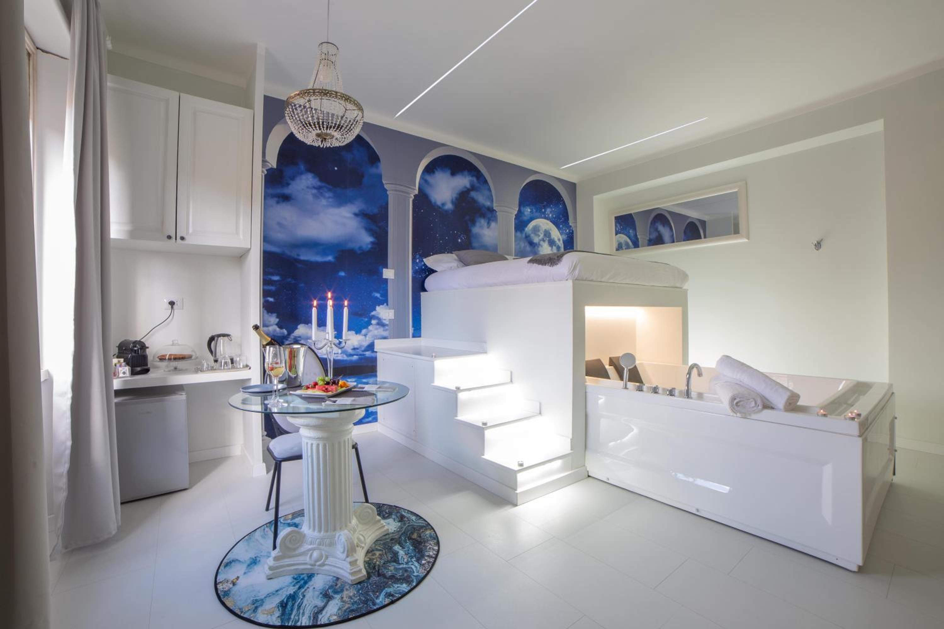 Double Room with Hot Tub