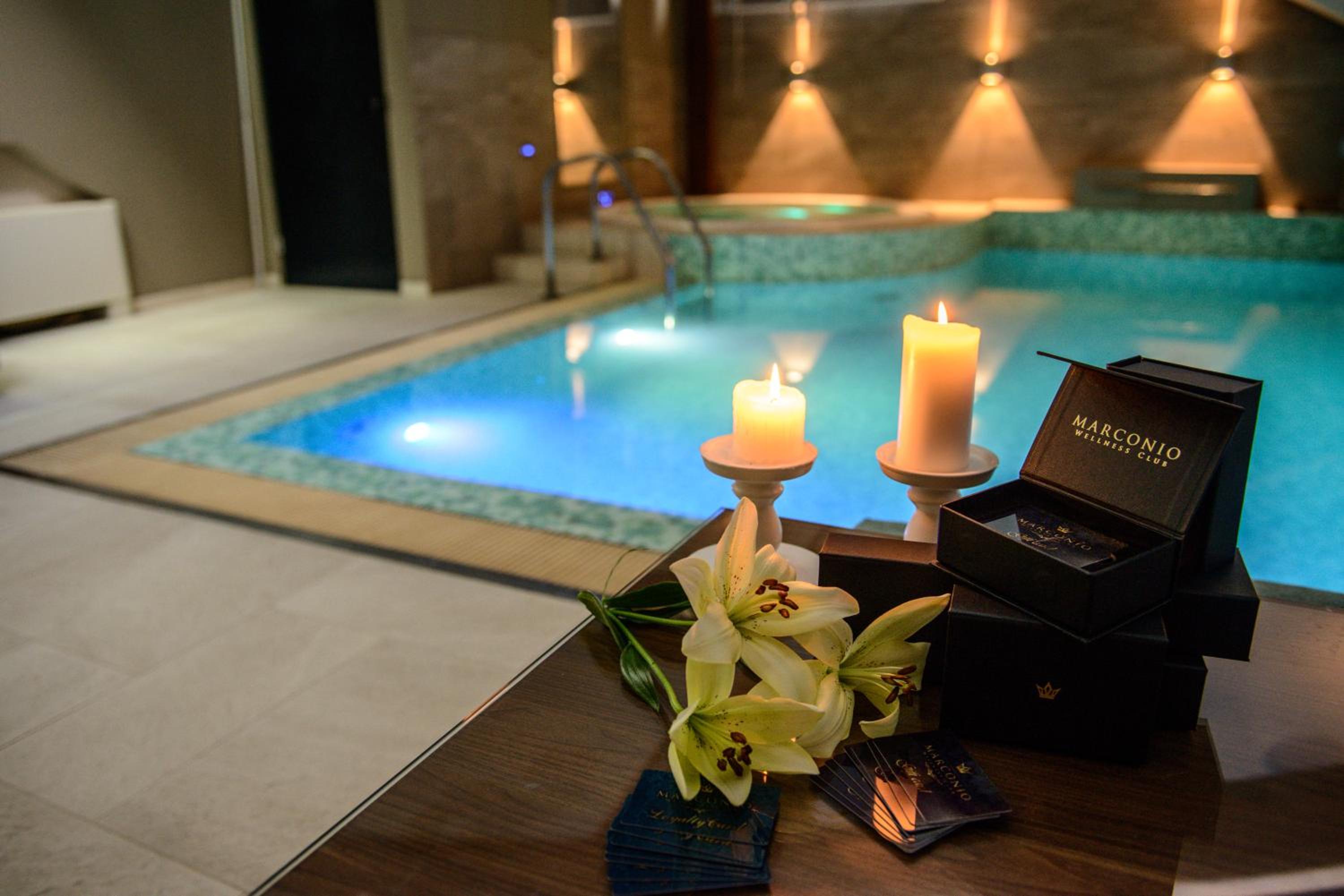 One-Bedroom Suite with Private Pool and Sauna - Photo 7