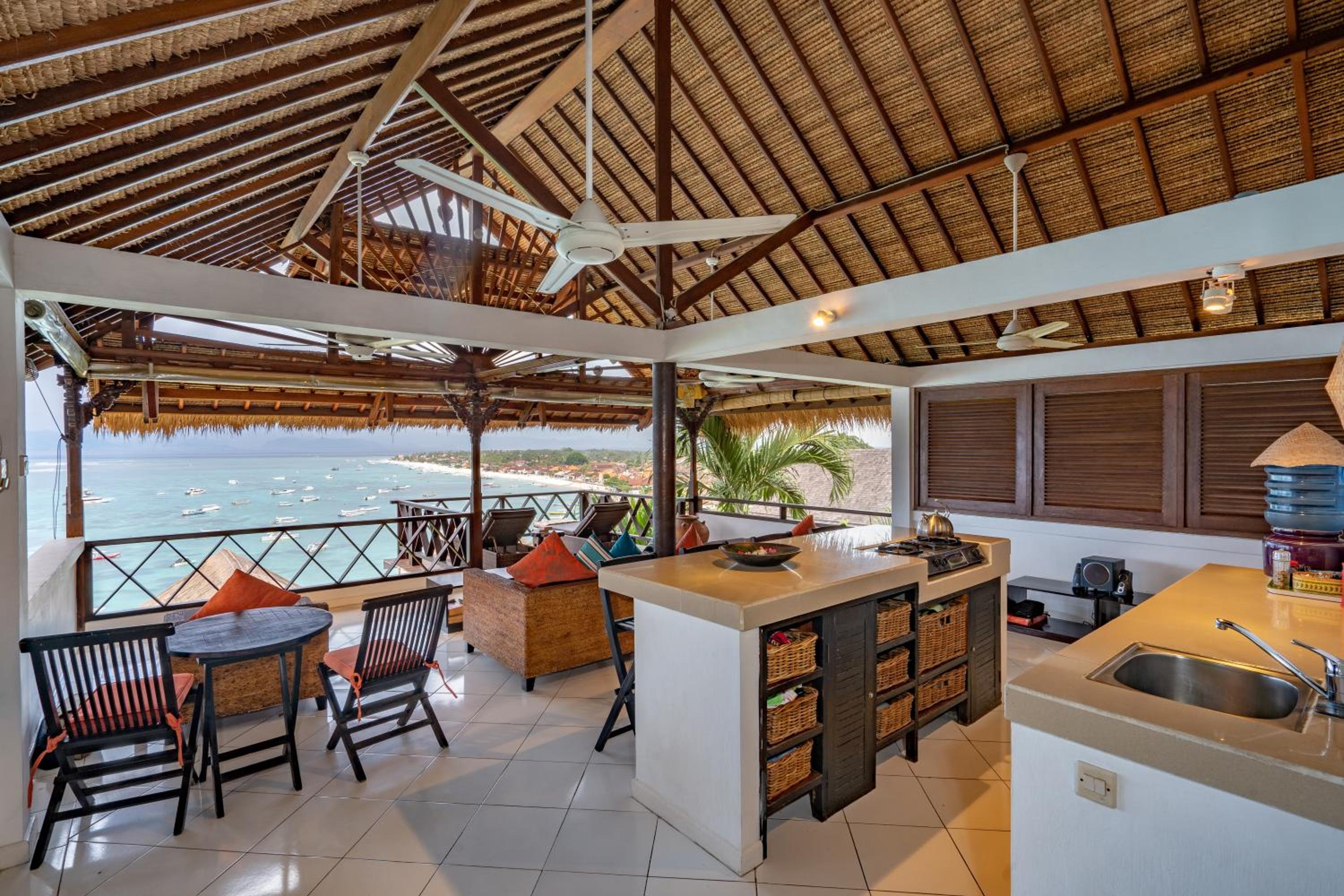 Double or Twin Room with Sea View photo 2