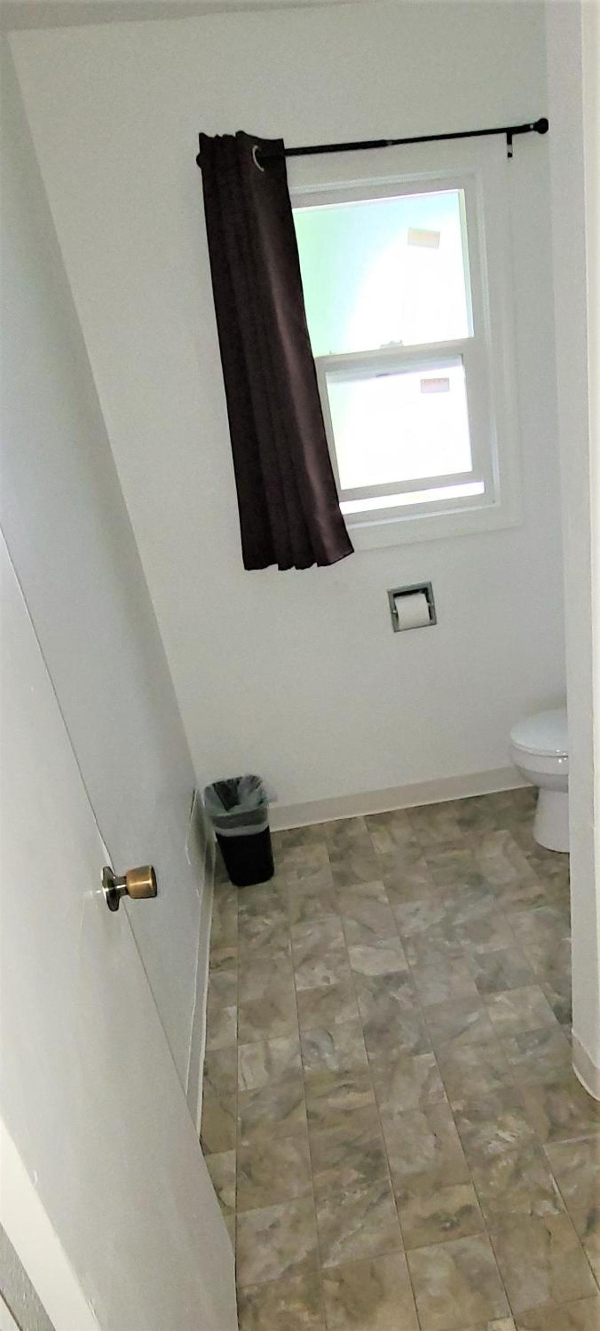 Two-Bedroom Suite - Photo 6