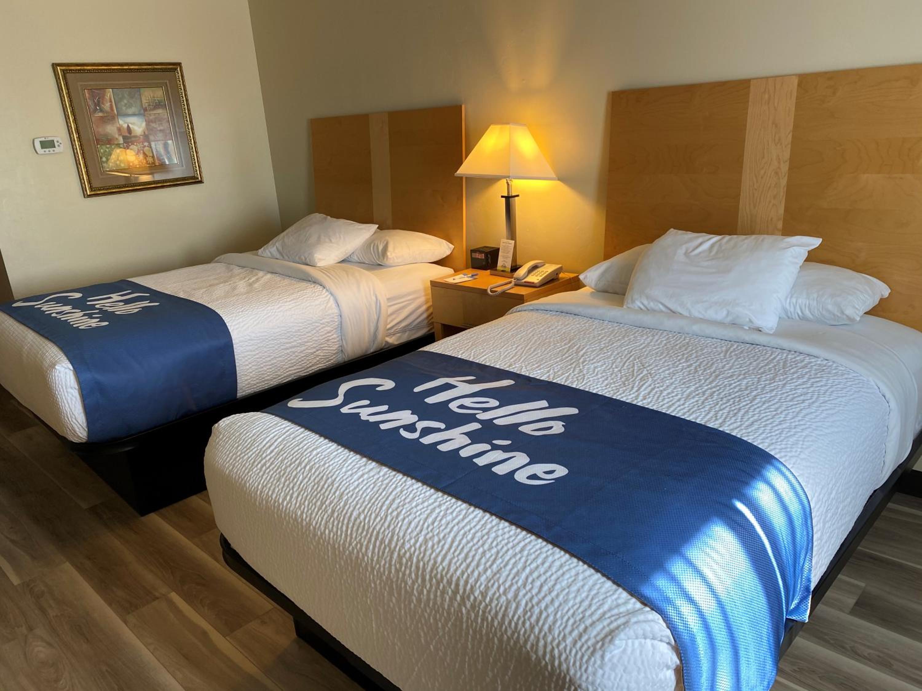 Double Room with Two Double Beds - Non-Smoking photo 1