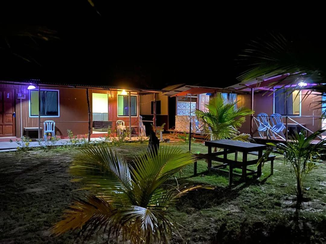Double Room with Balcony and Sea View photo 2