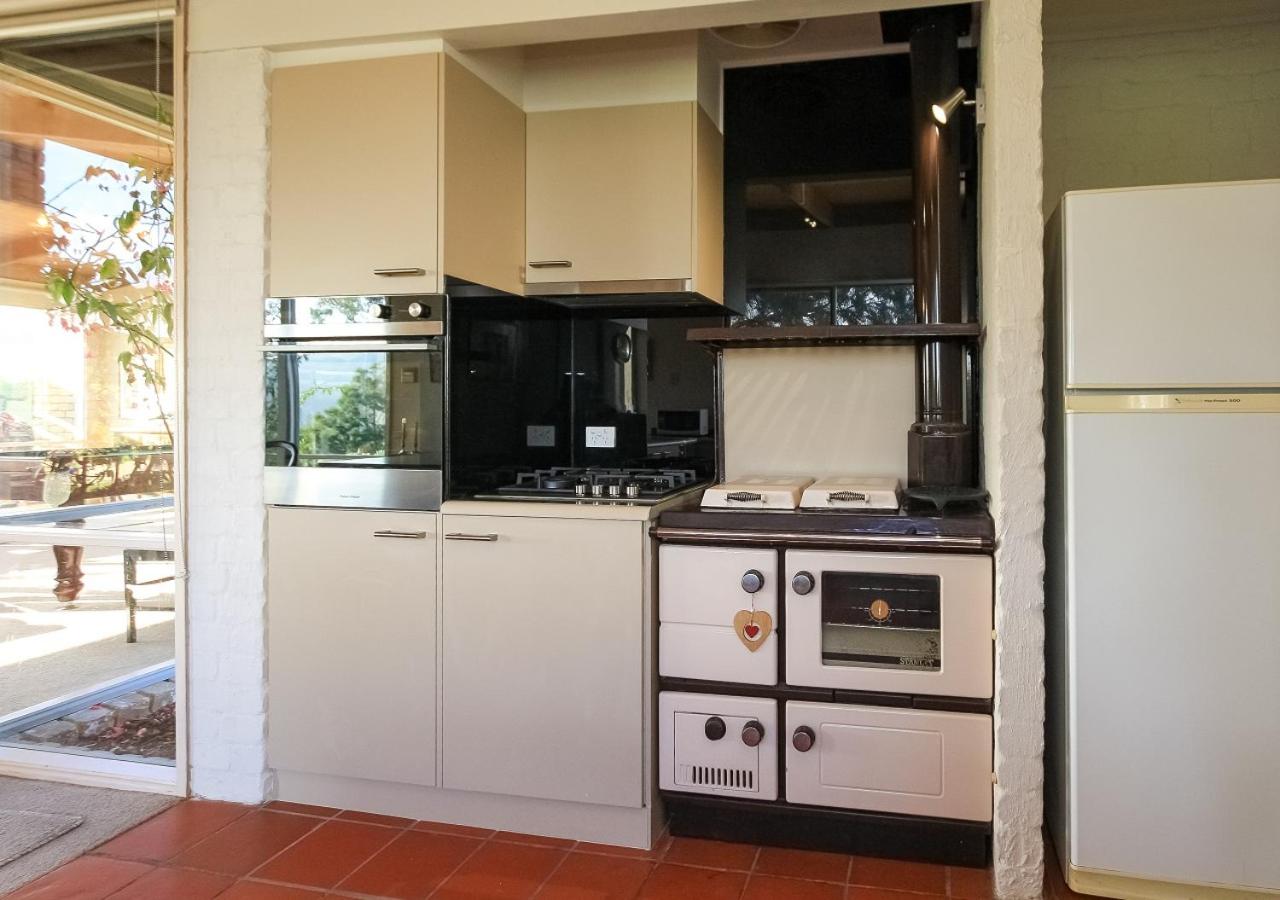Four-Bedroom House photo 3