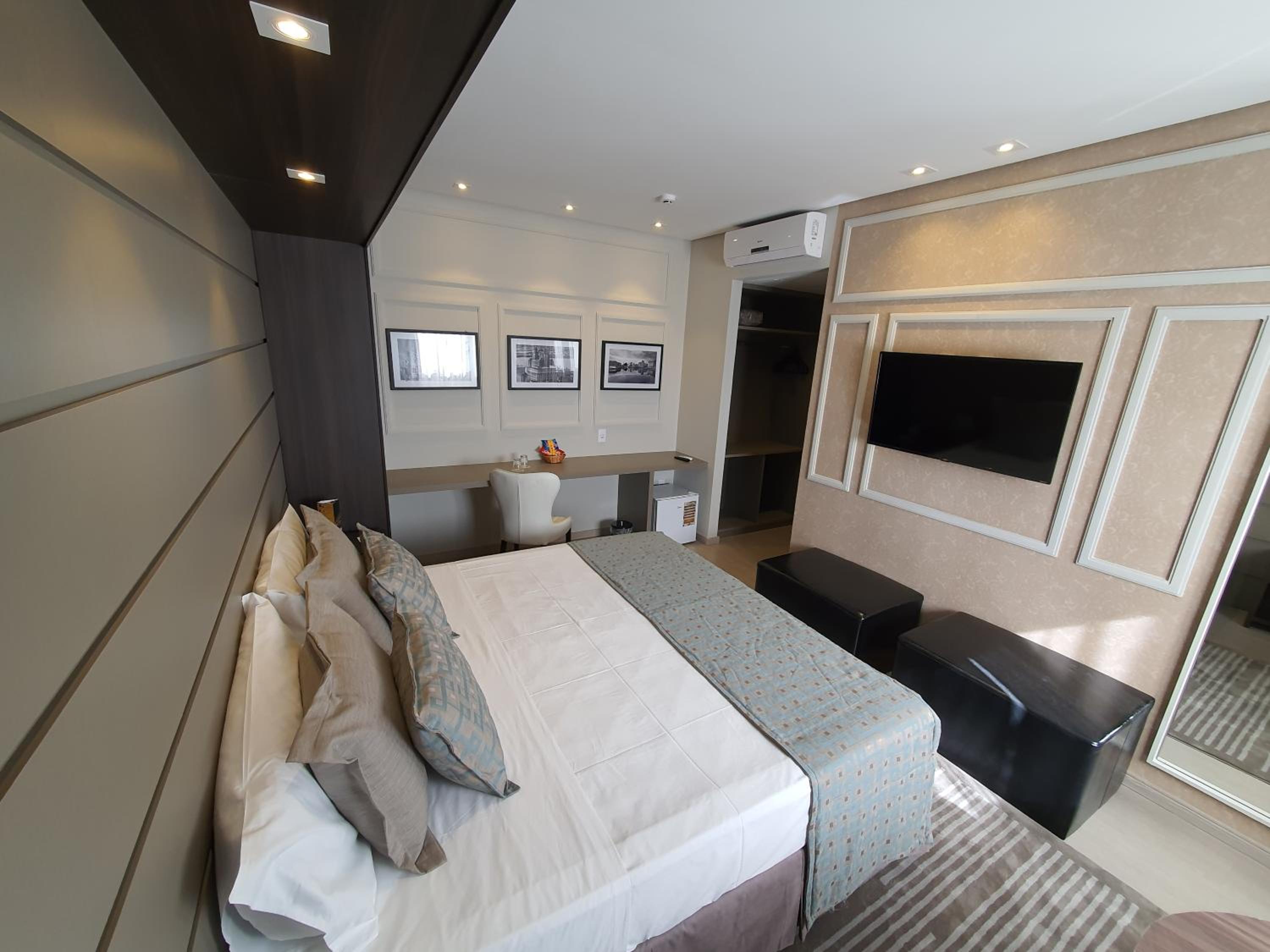 Suite Luxo com Vista para Rio ou Piscina - Photo 5