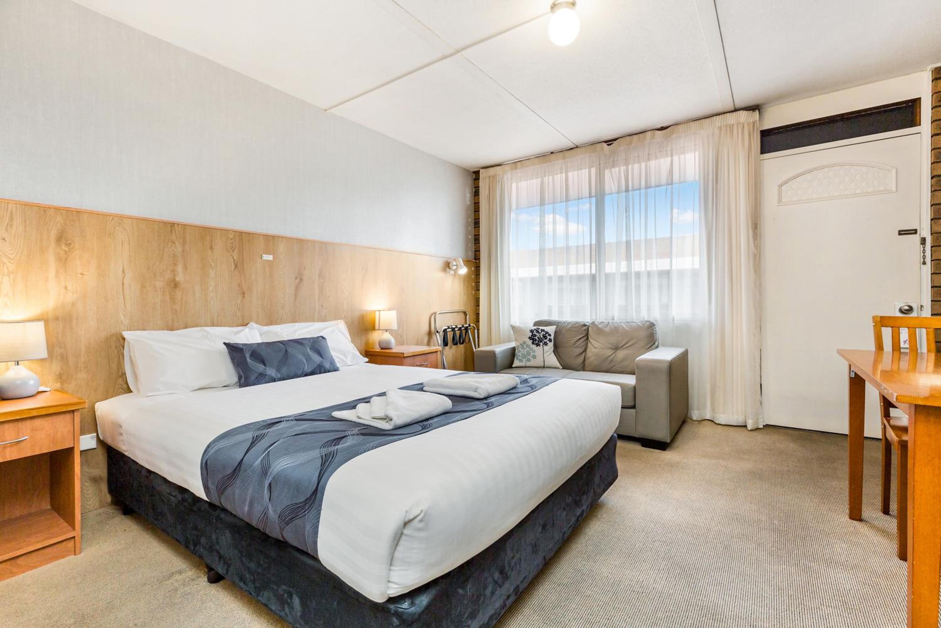 Standard Queen Room - Photo 4
