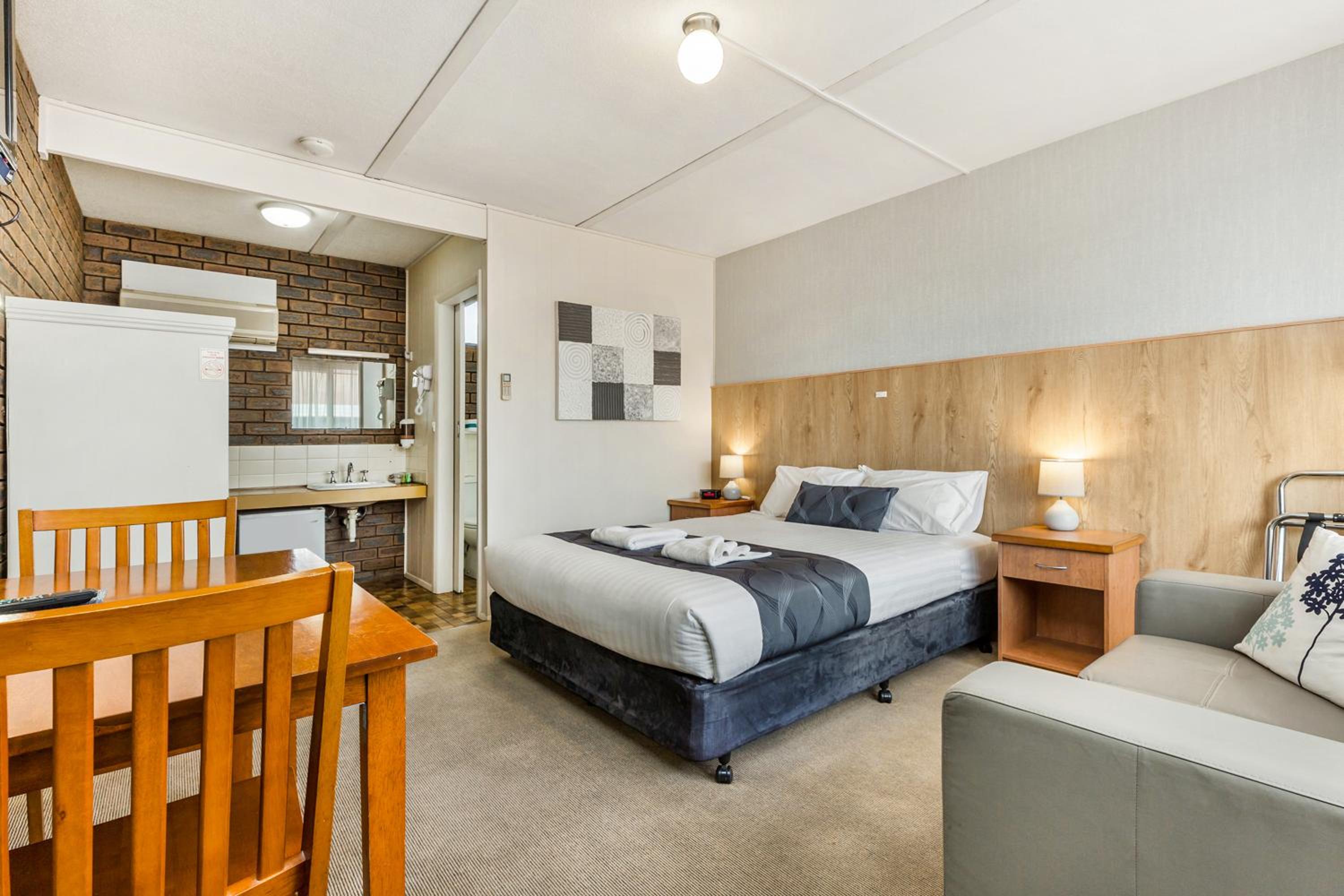 Standard Queen Room - Photo 3