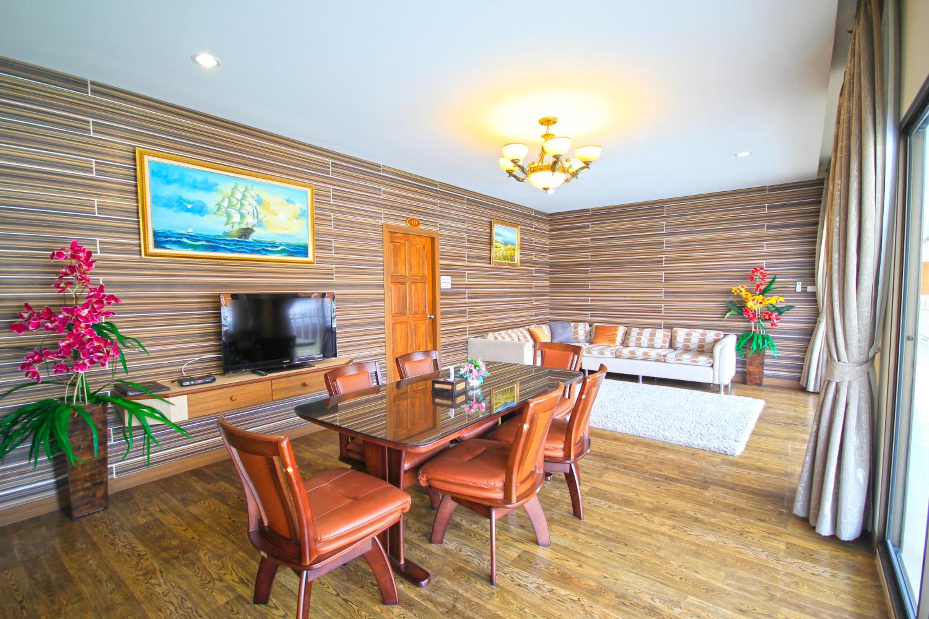 Suite with River View photo 2