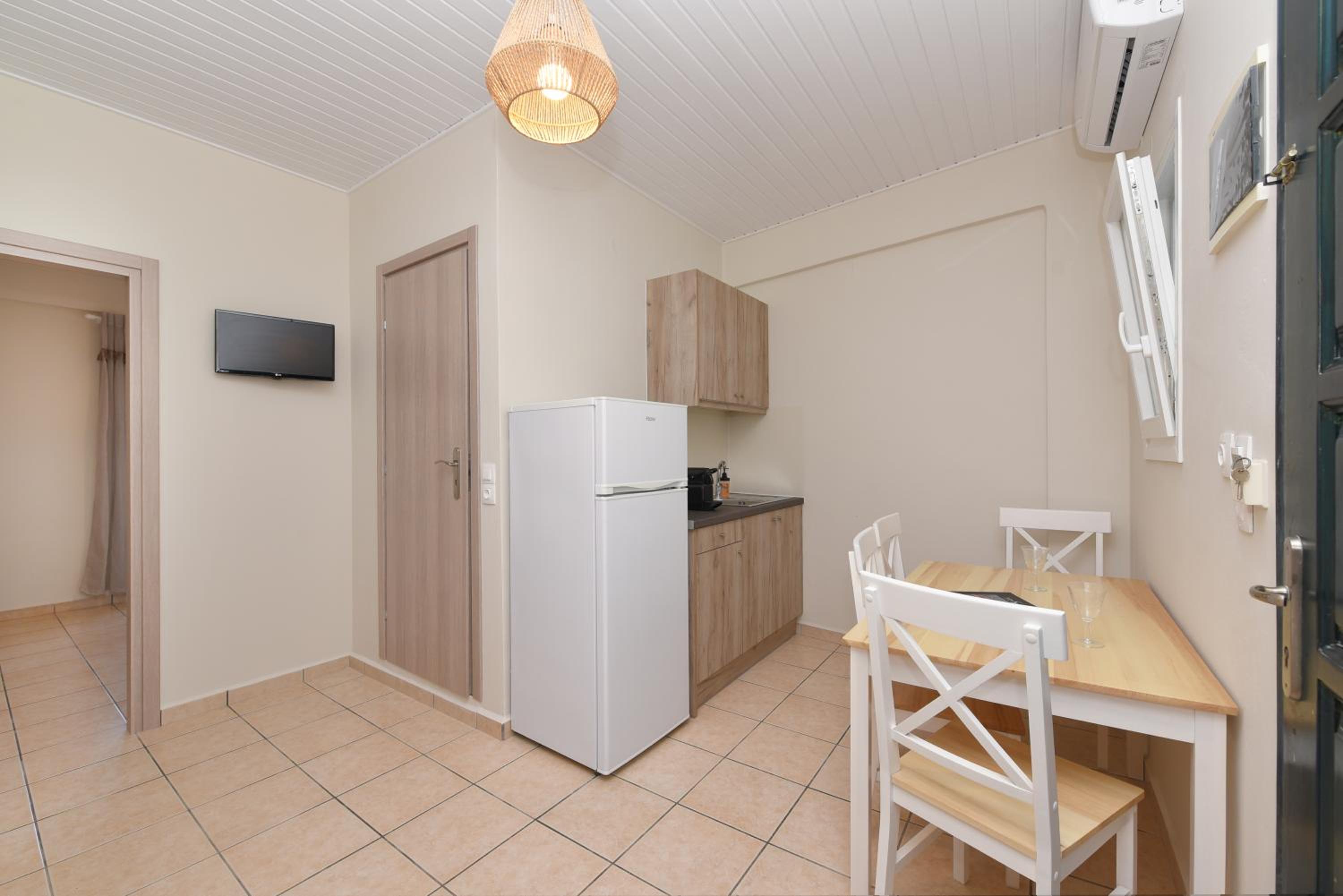 Apartment with View and Balcony photo 2