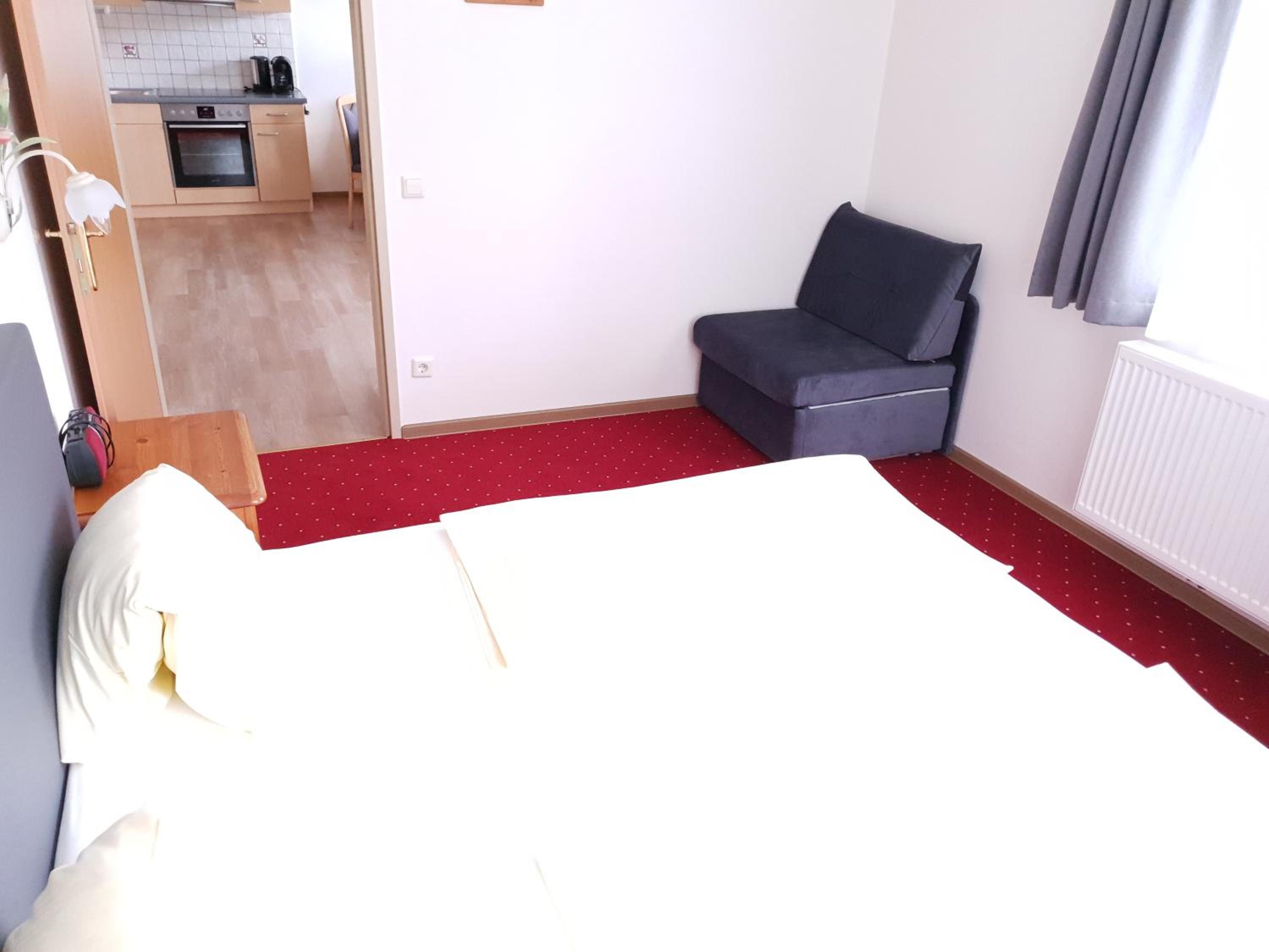 One-Bedroom Apartment with Balcony photo 3
