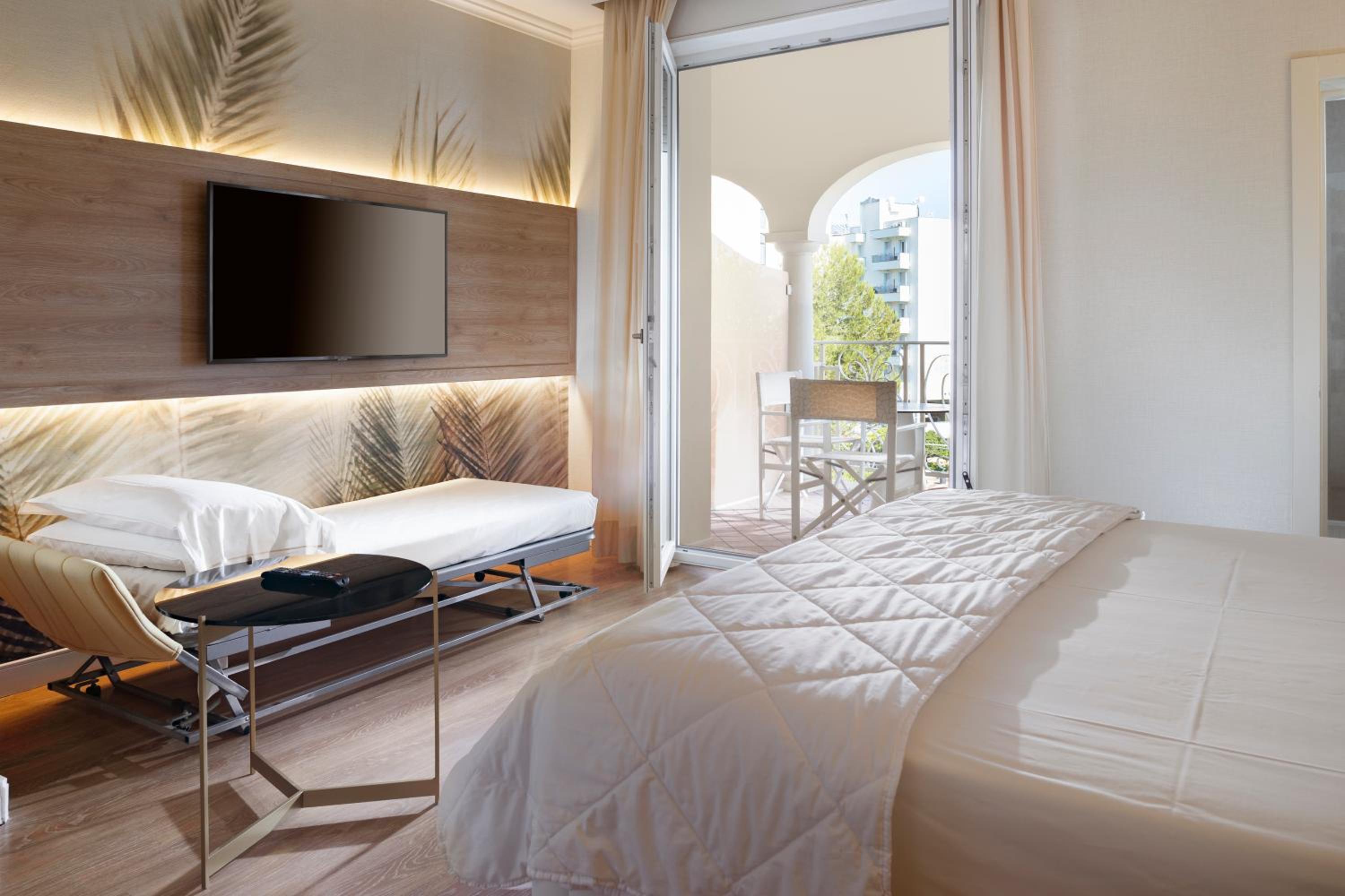 Triple Room - Photo 6