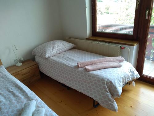 Double Room with Private Bathroom - Photo 6
