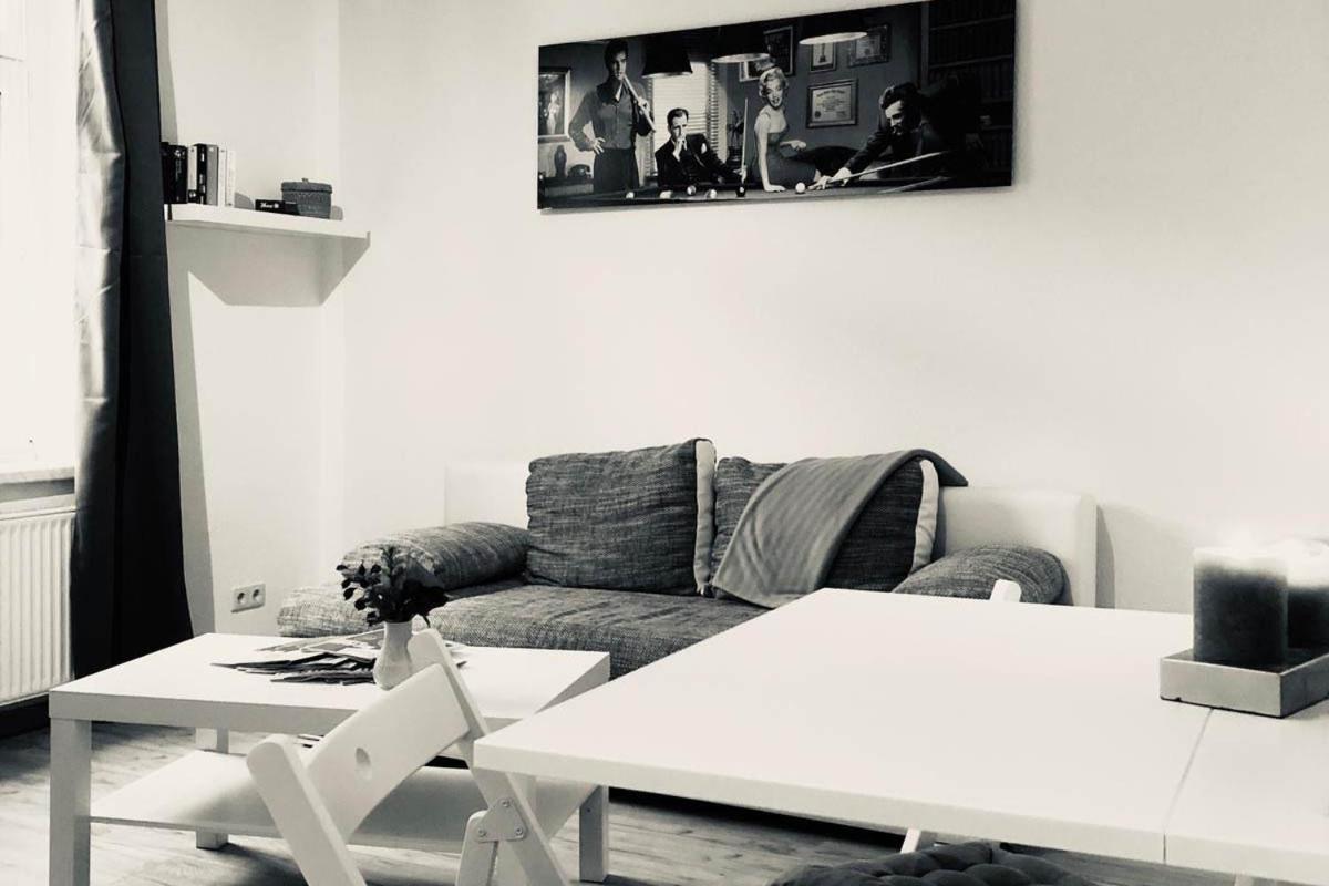 One-Bedroom Apartment photo 2