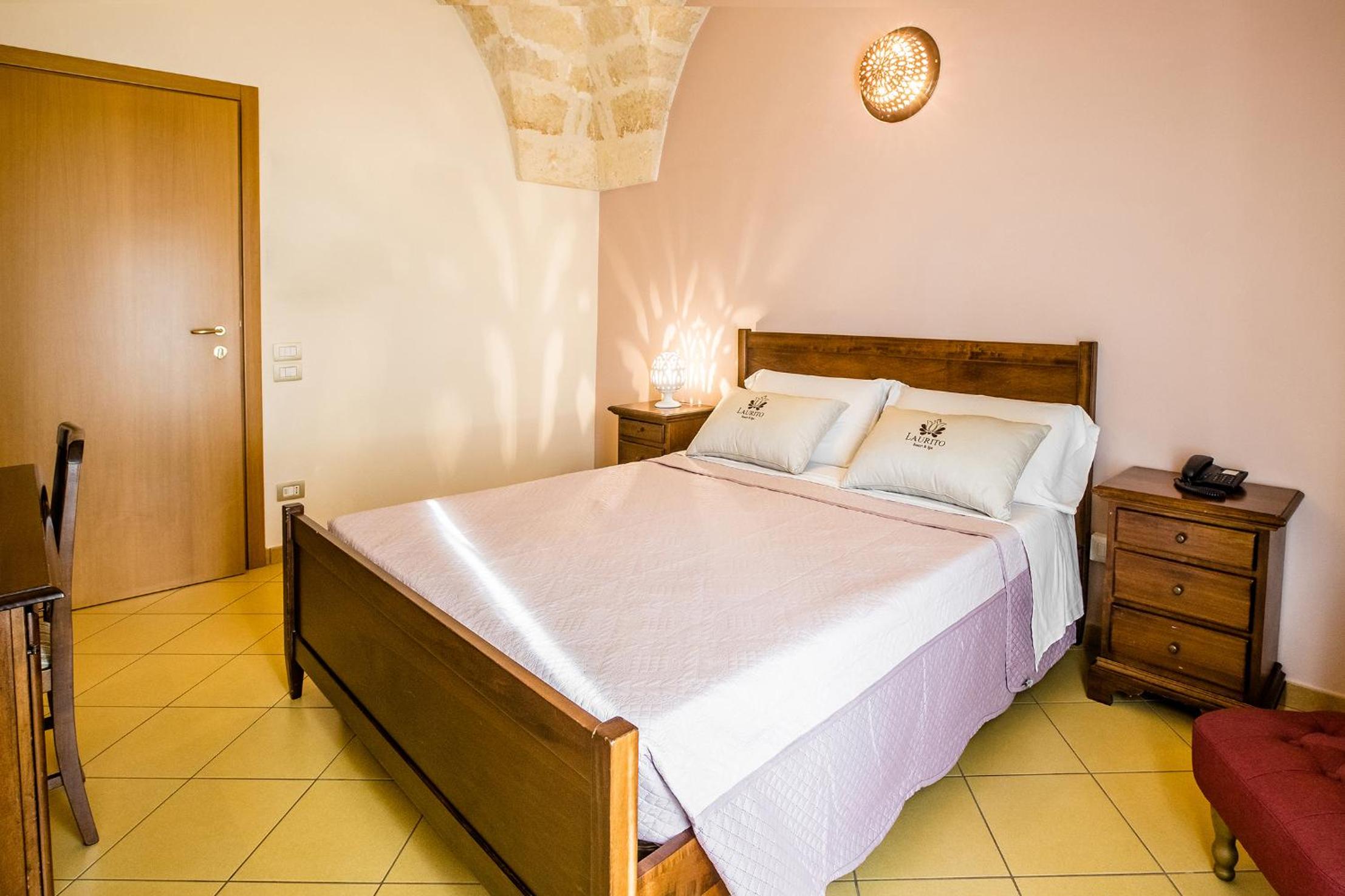 Double Room - Photo 10