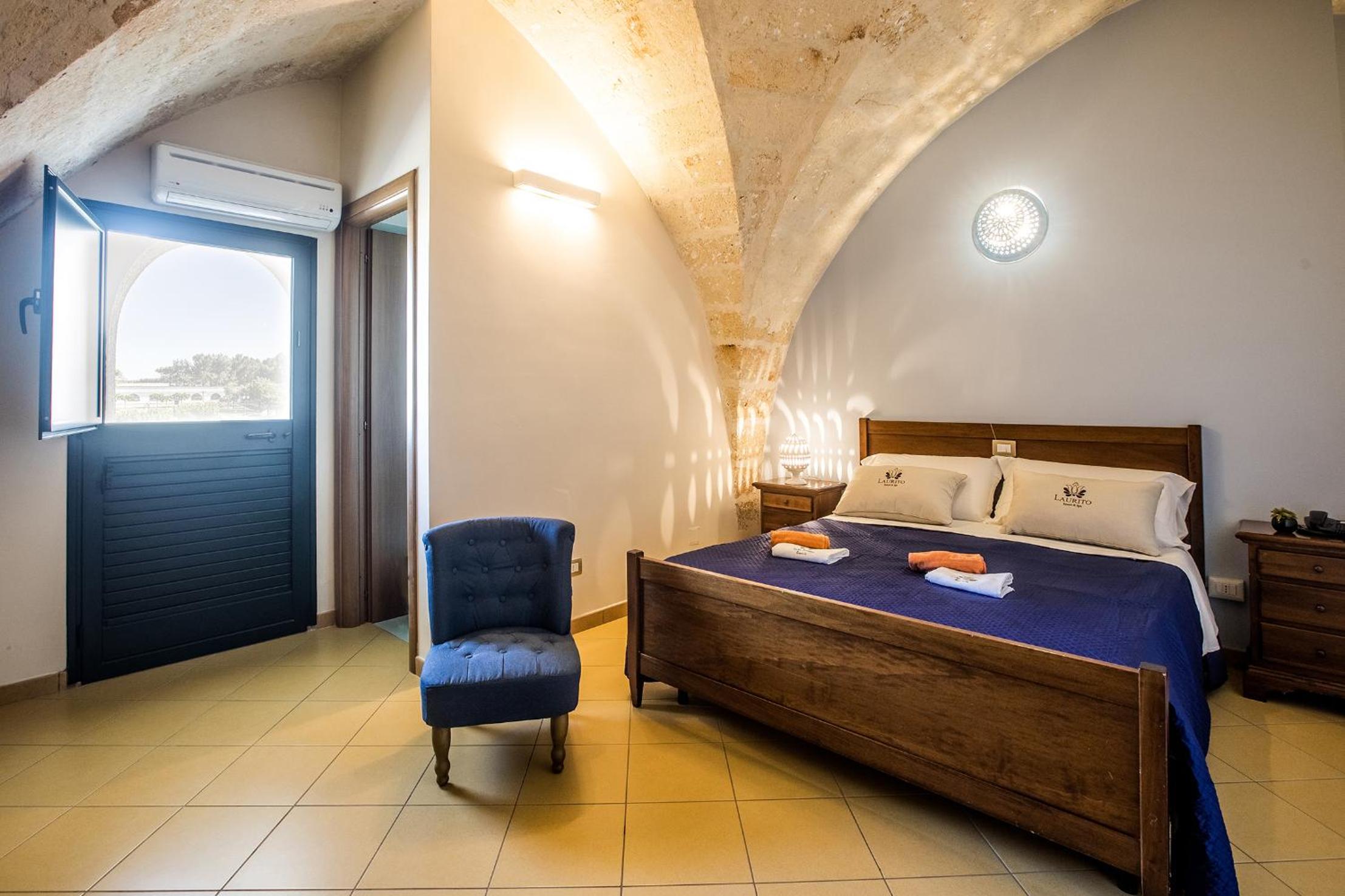 Double Room - Photo 6