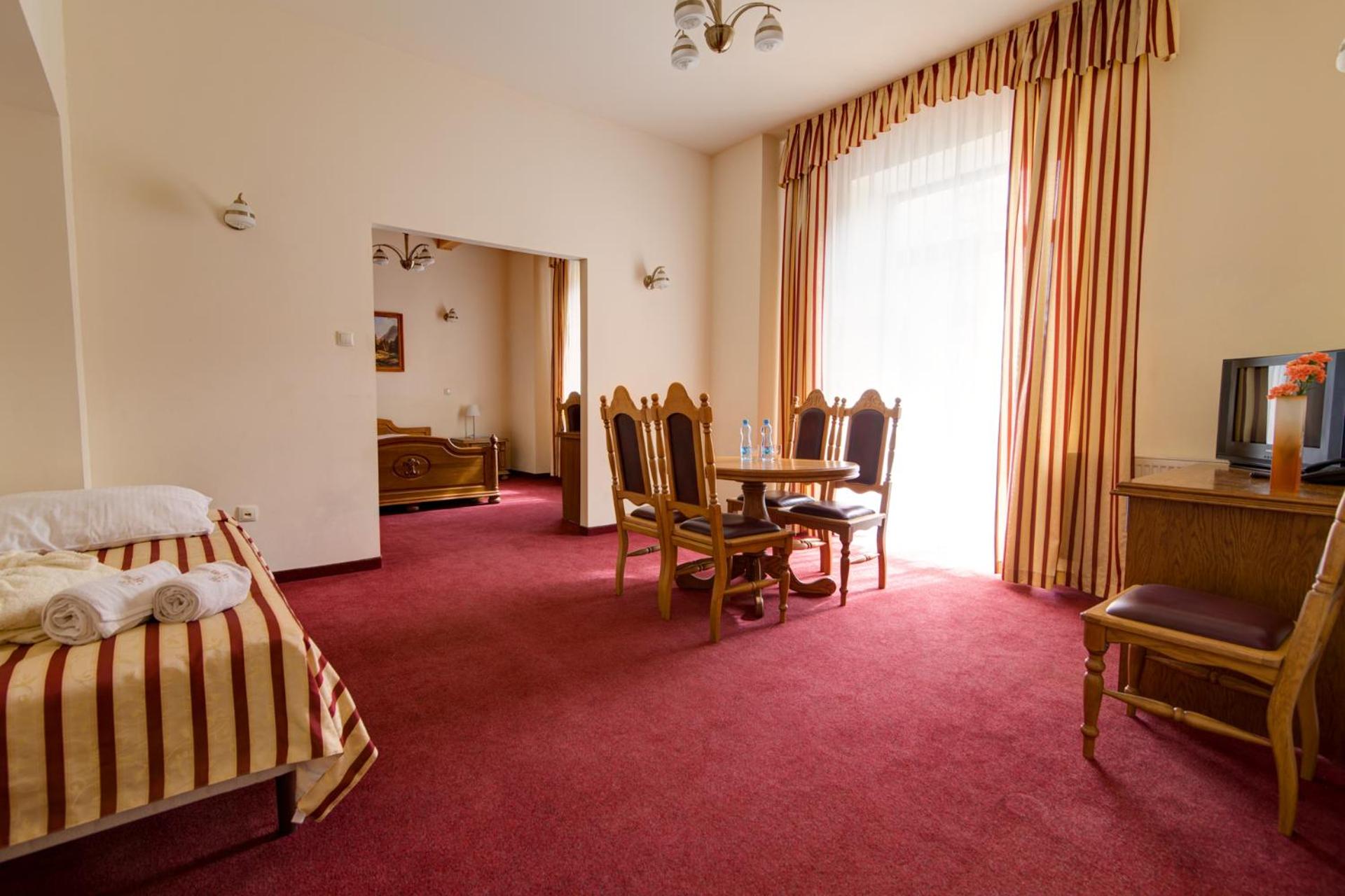 Deluxe Suite - Photo 4