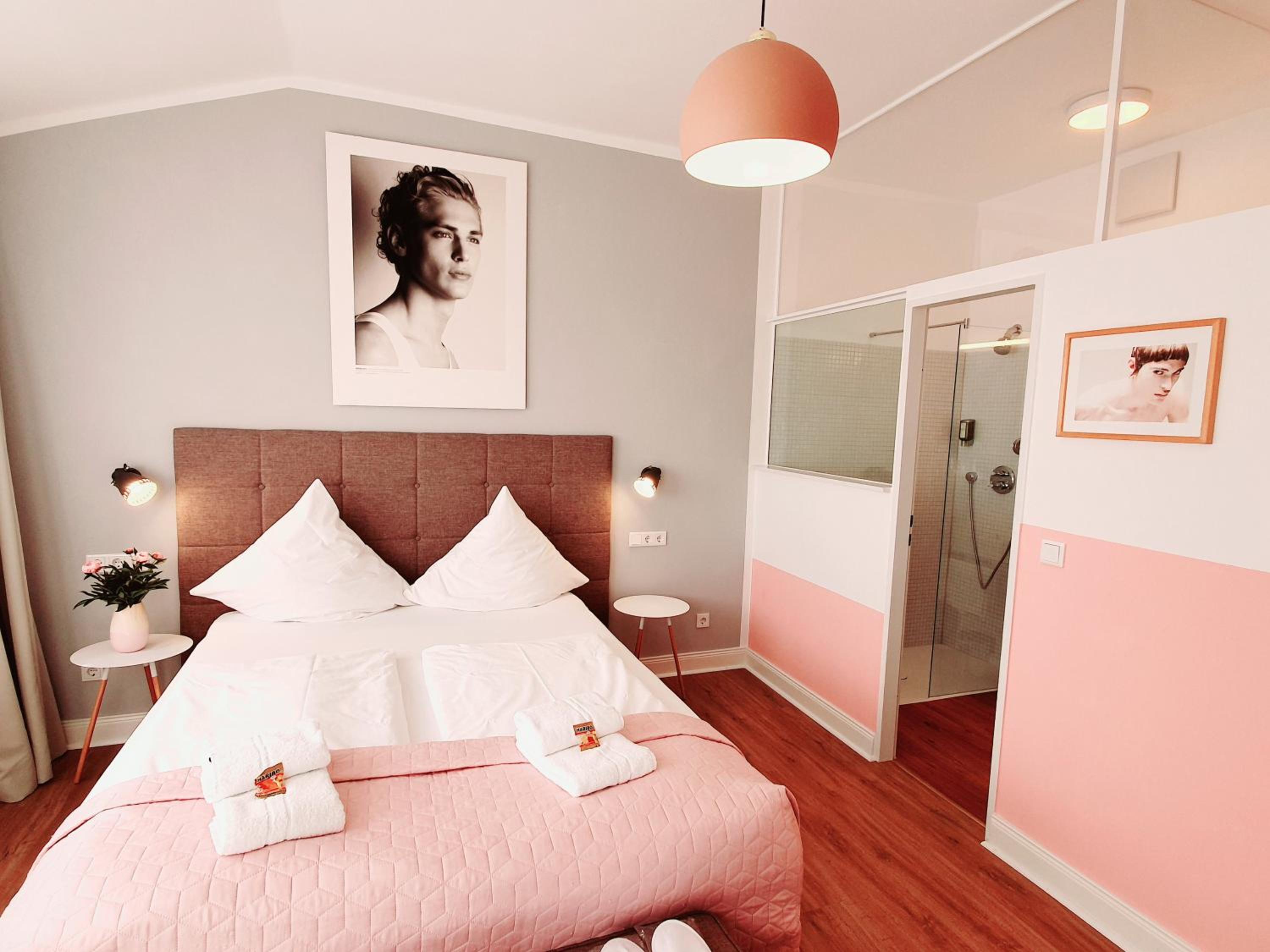 Deluxe Double Room - Photo 3