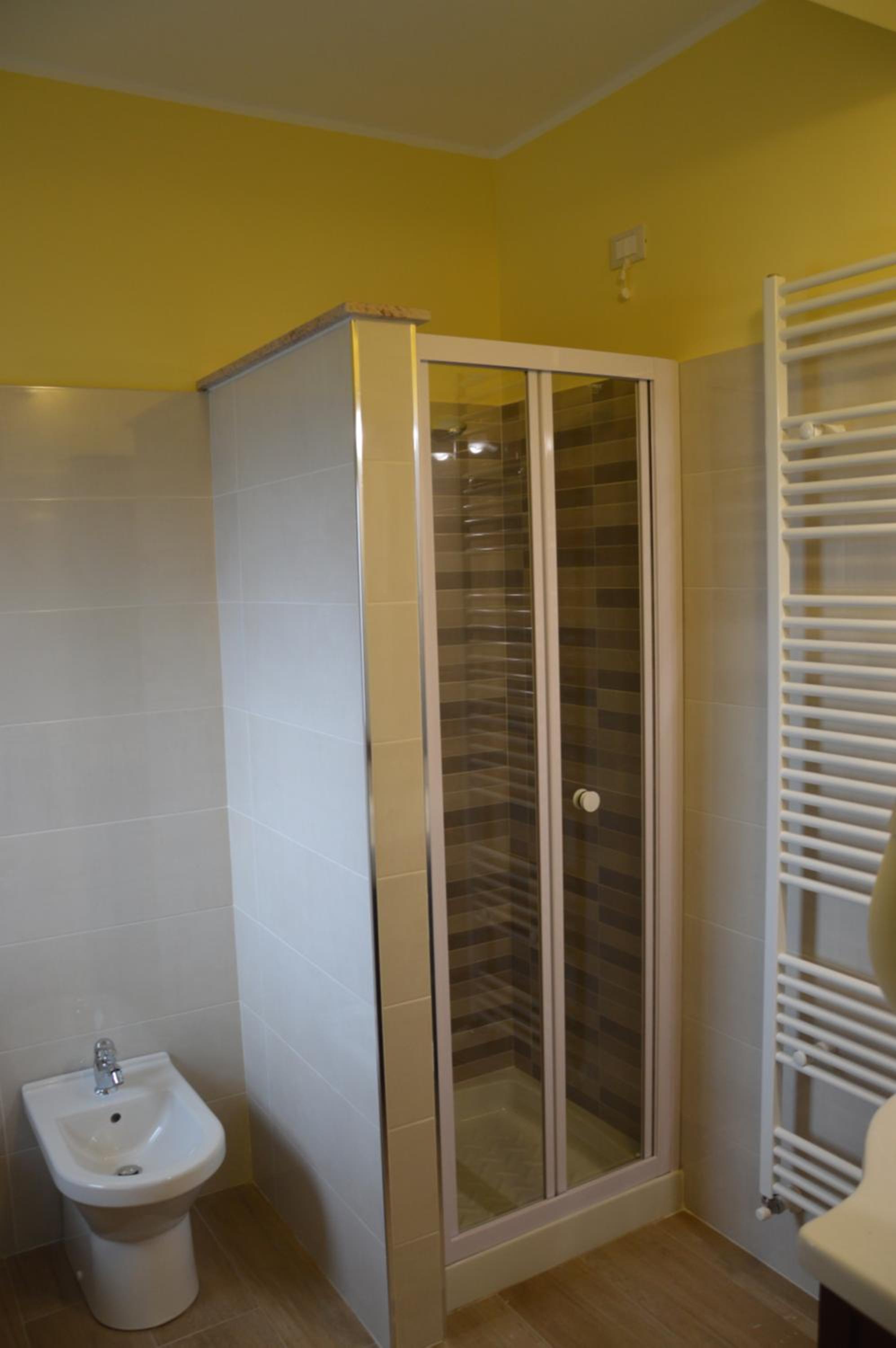 Apartment - Split Level - Photo 11