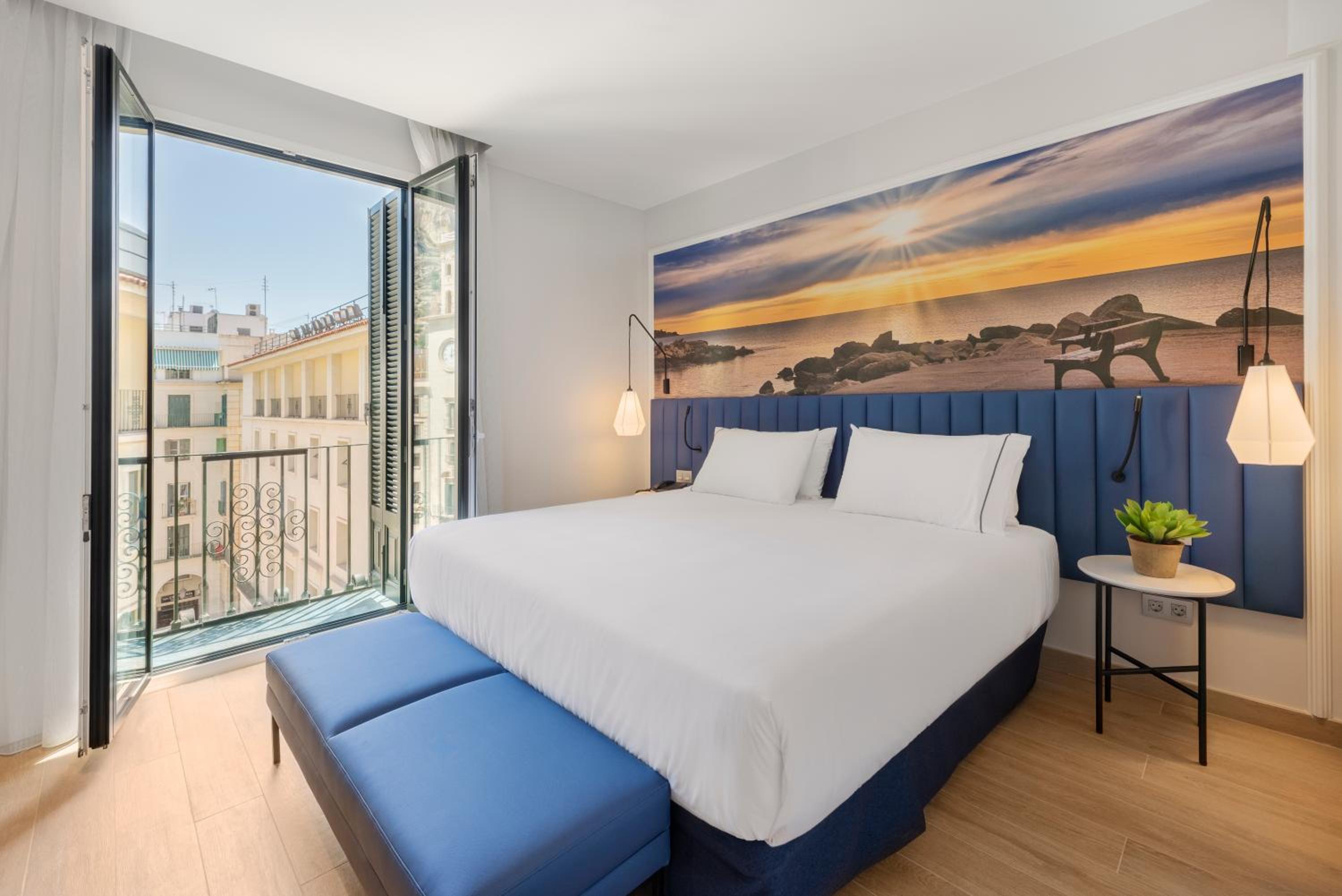 Twin Room with View