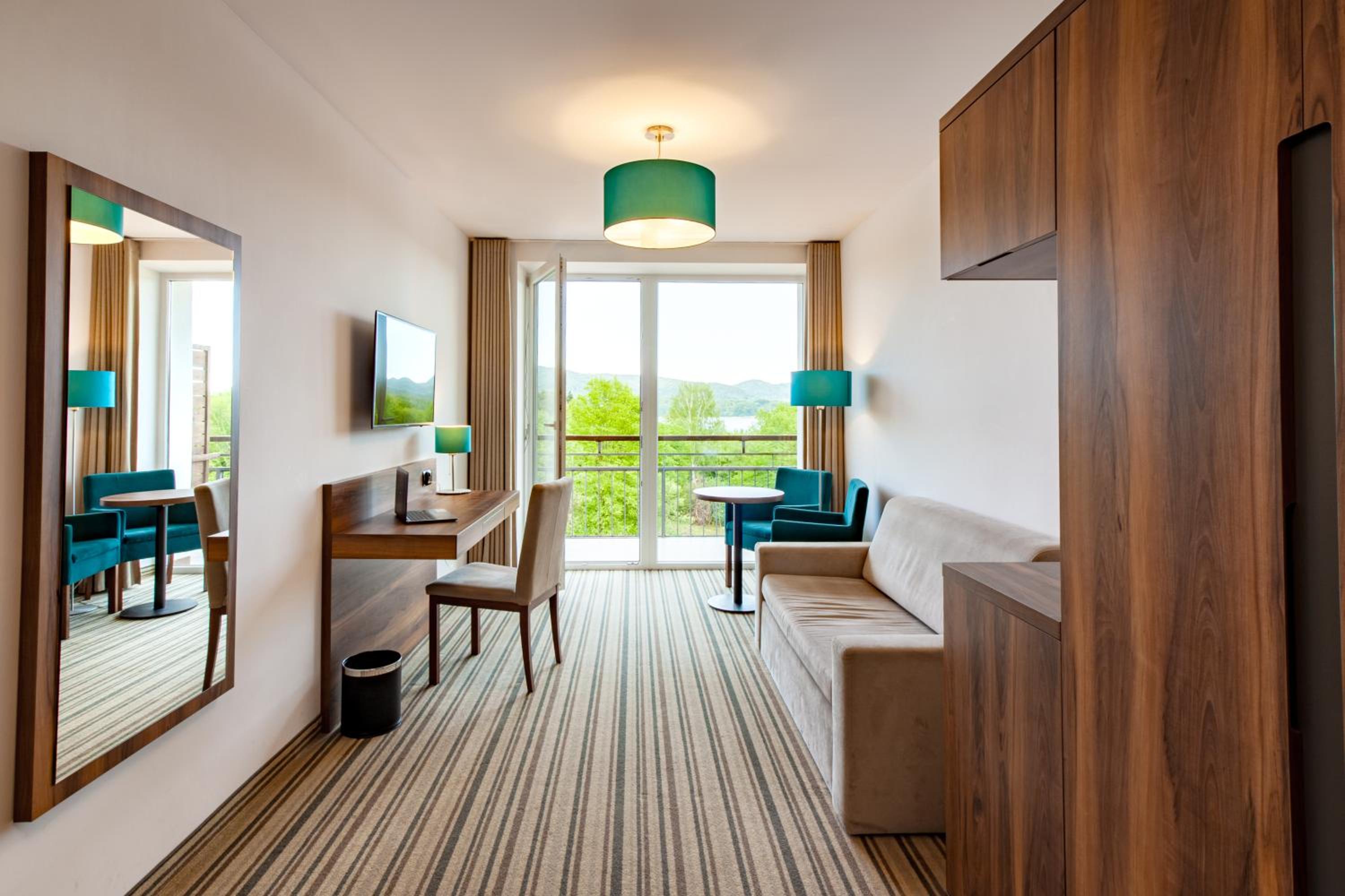 Suite with Balcony - Photo 5