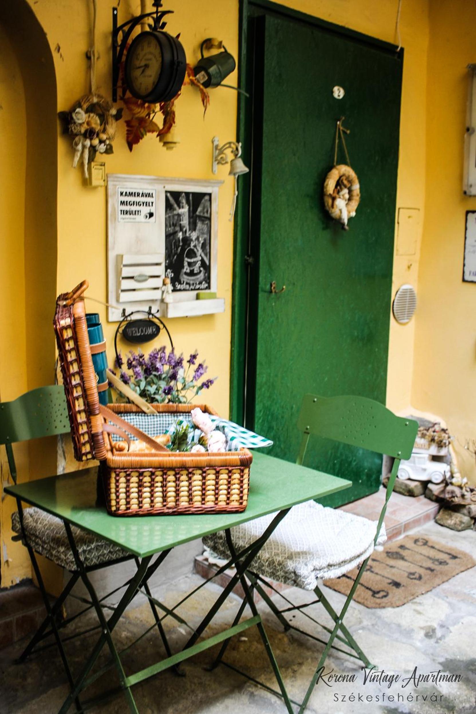 Studio Apartment - Photo 93
