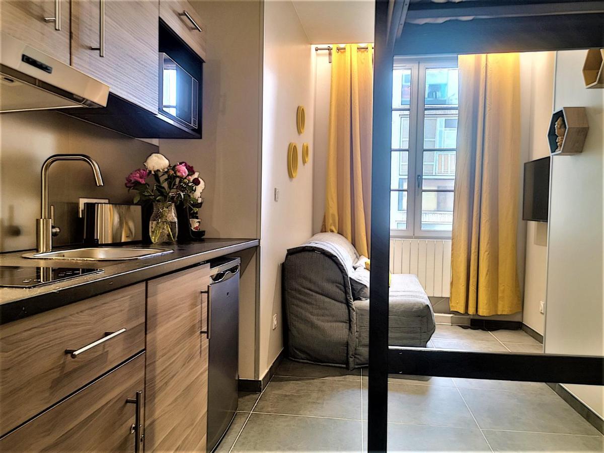 Studio Apartment