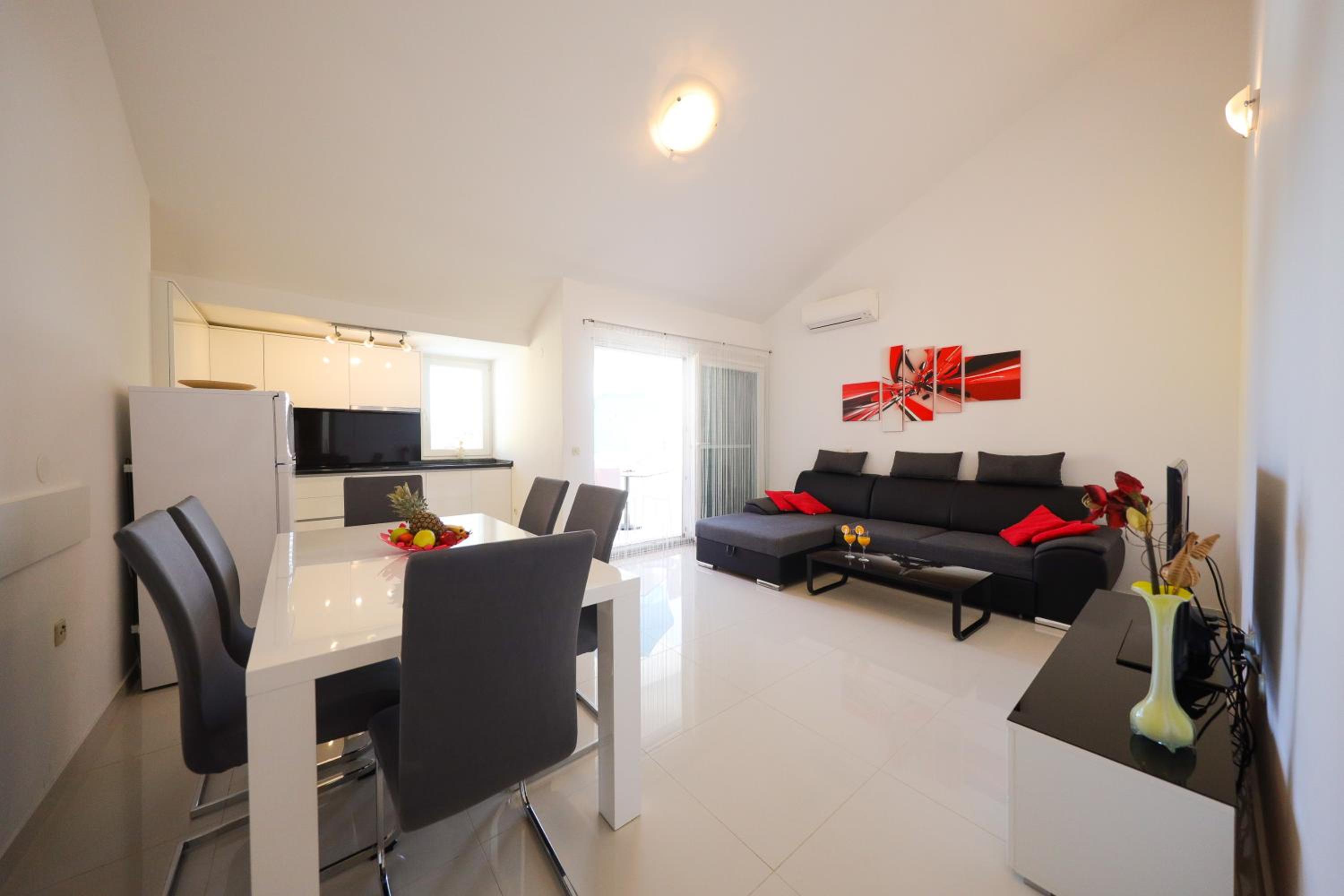 Penthouse Three-Bedroom Apartment with Sea View