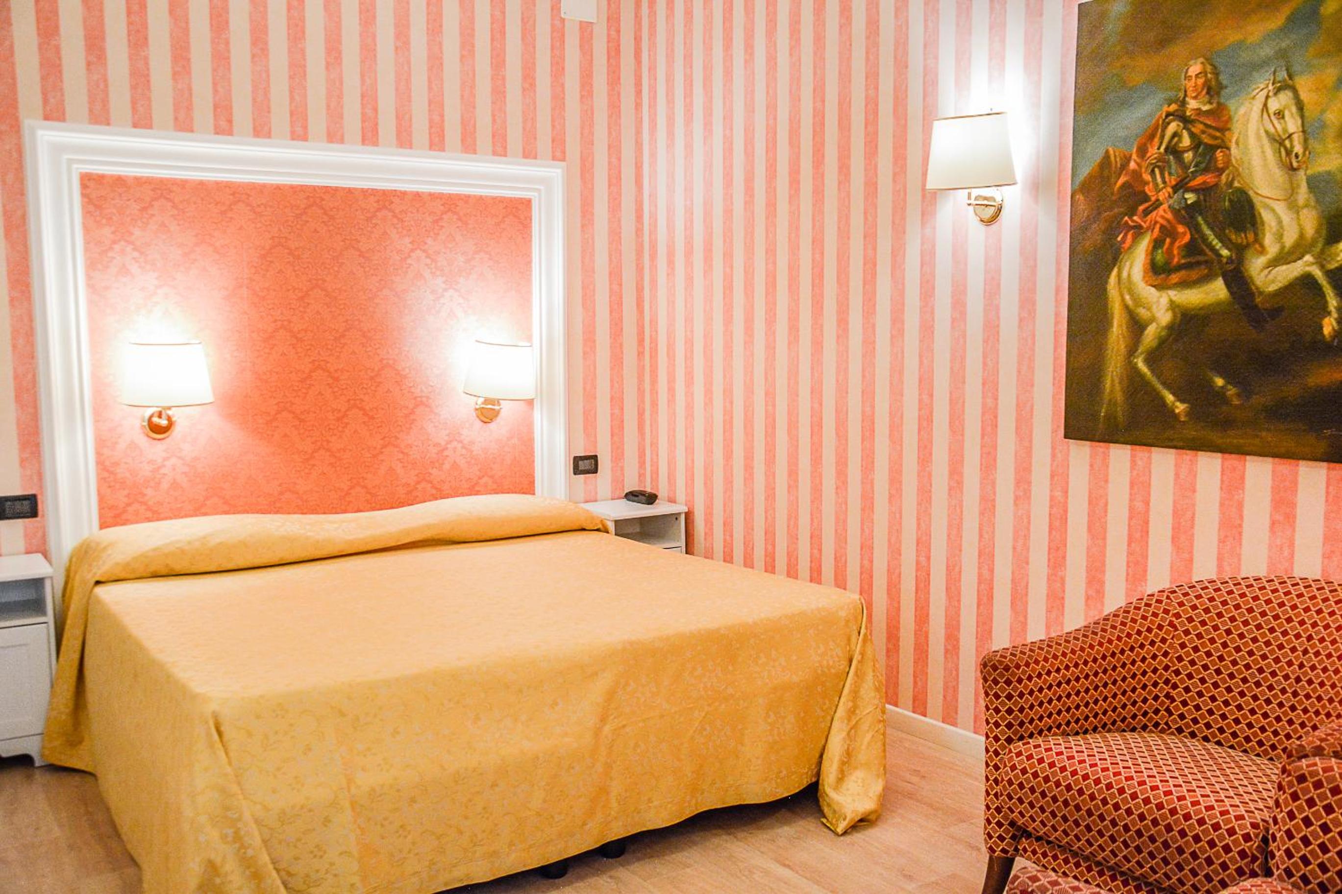 Superior Double Room - Photo 11