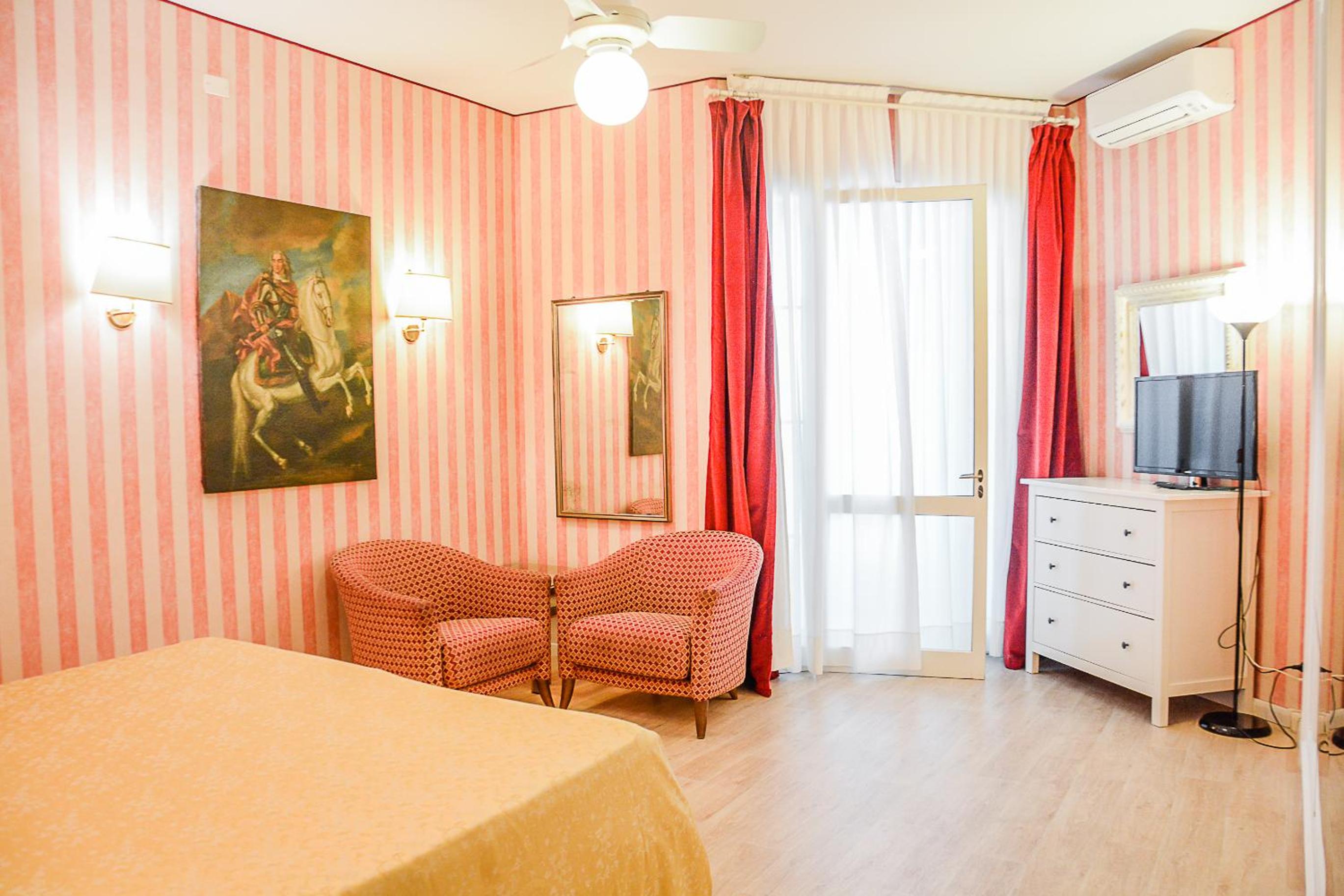 Superior Double Room - Photo 10