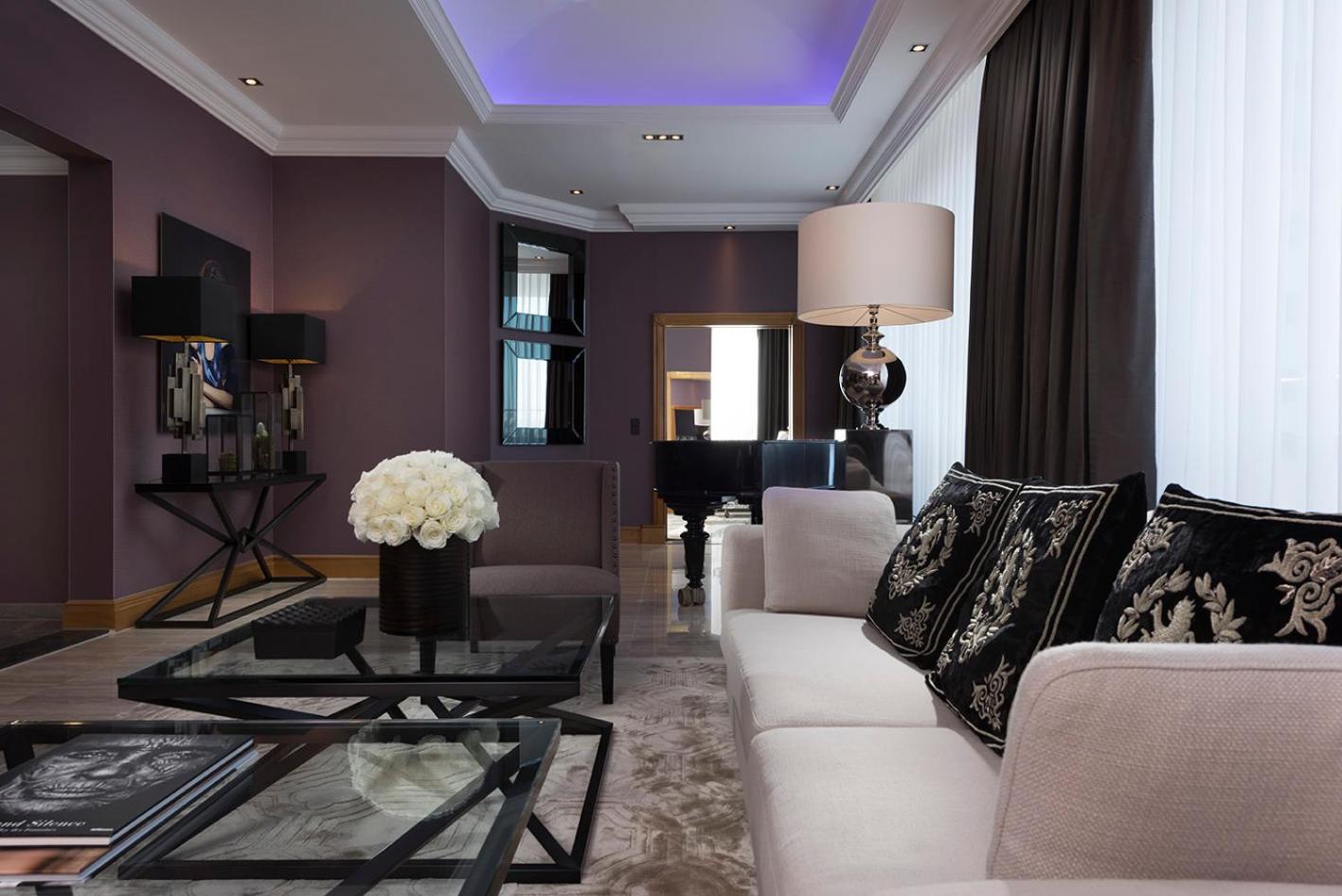 Royal Suite with free Club Lounge Access thumbnail 6
