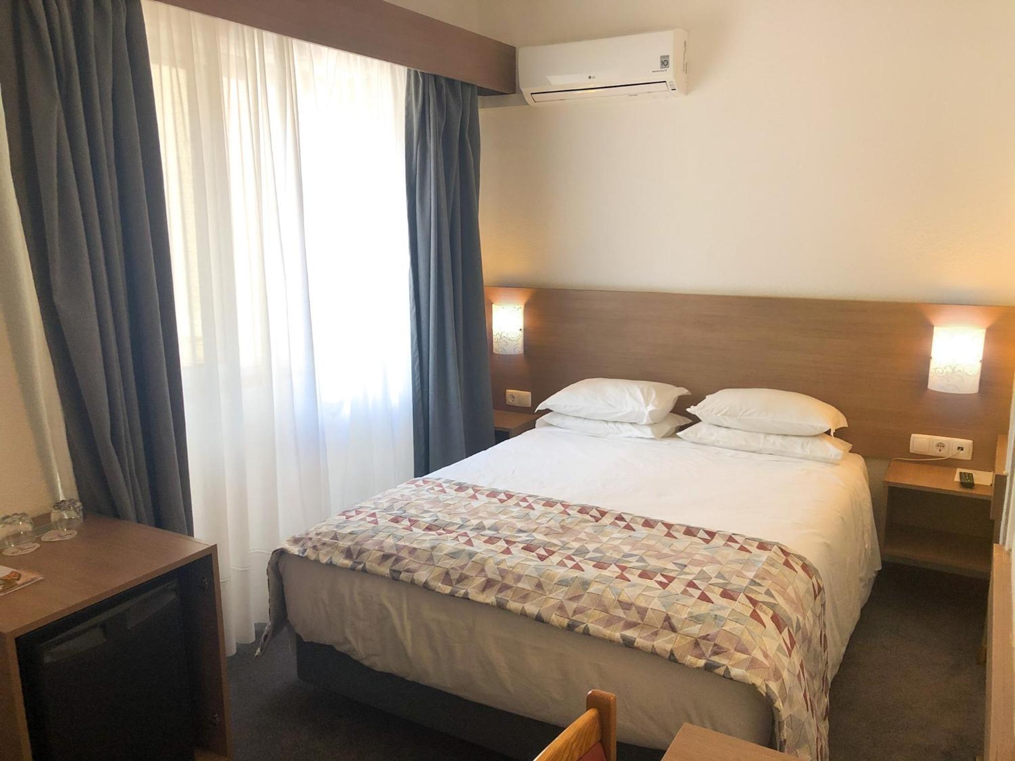 Double Room - Photo 1