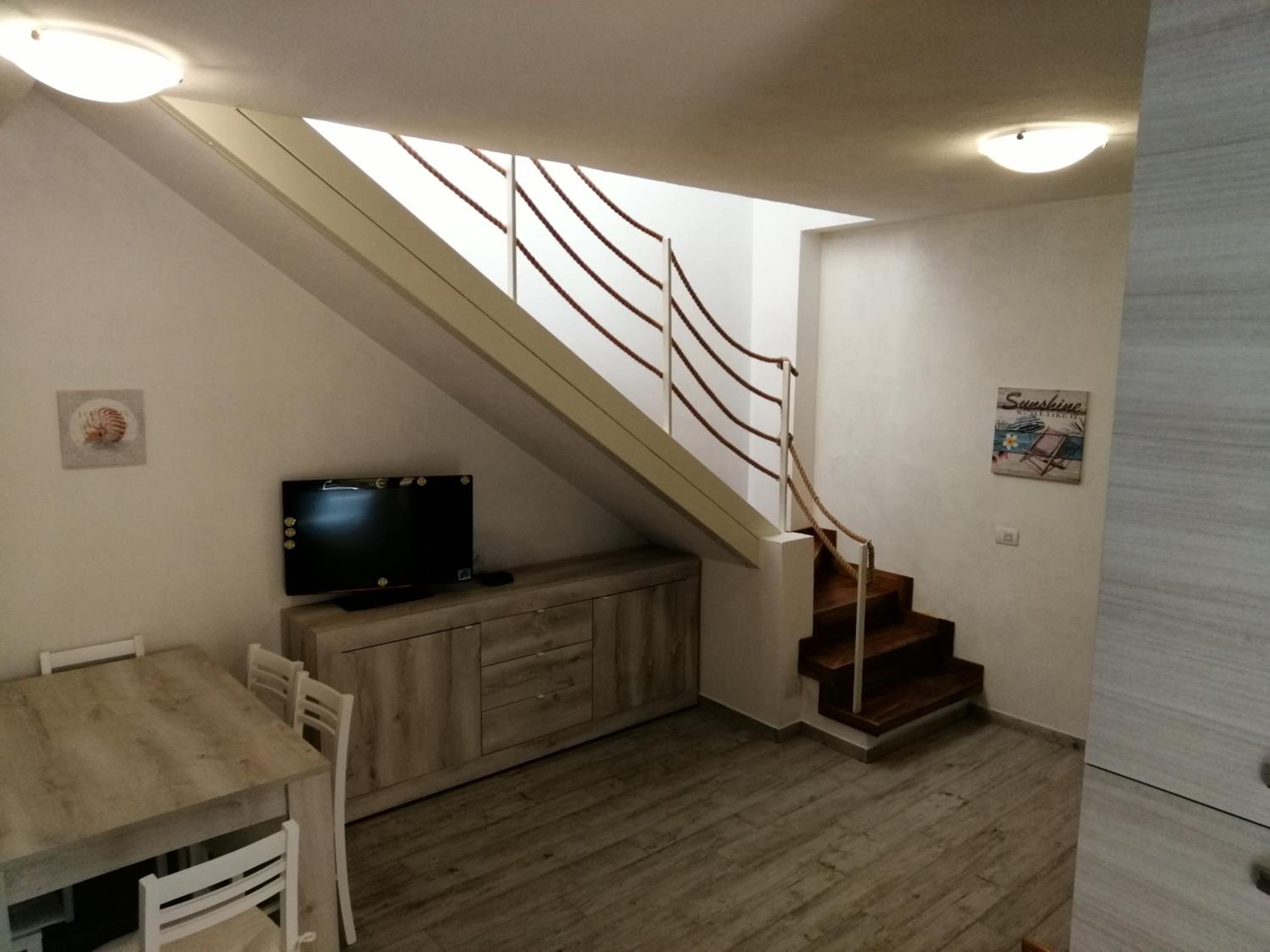 Three-Bedroom Apartment - Photo 10