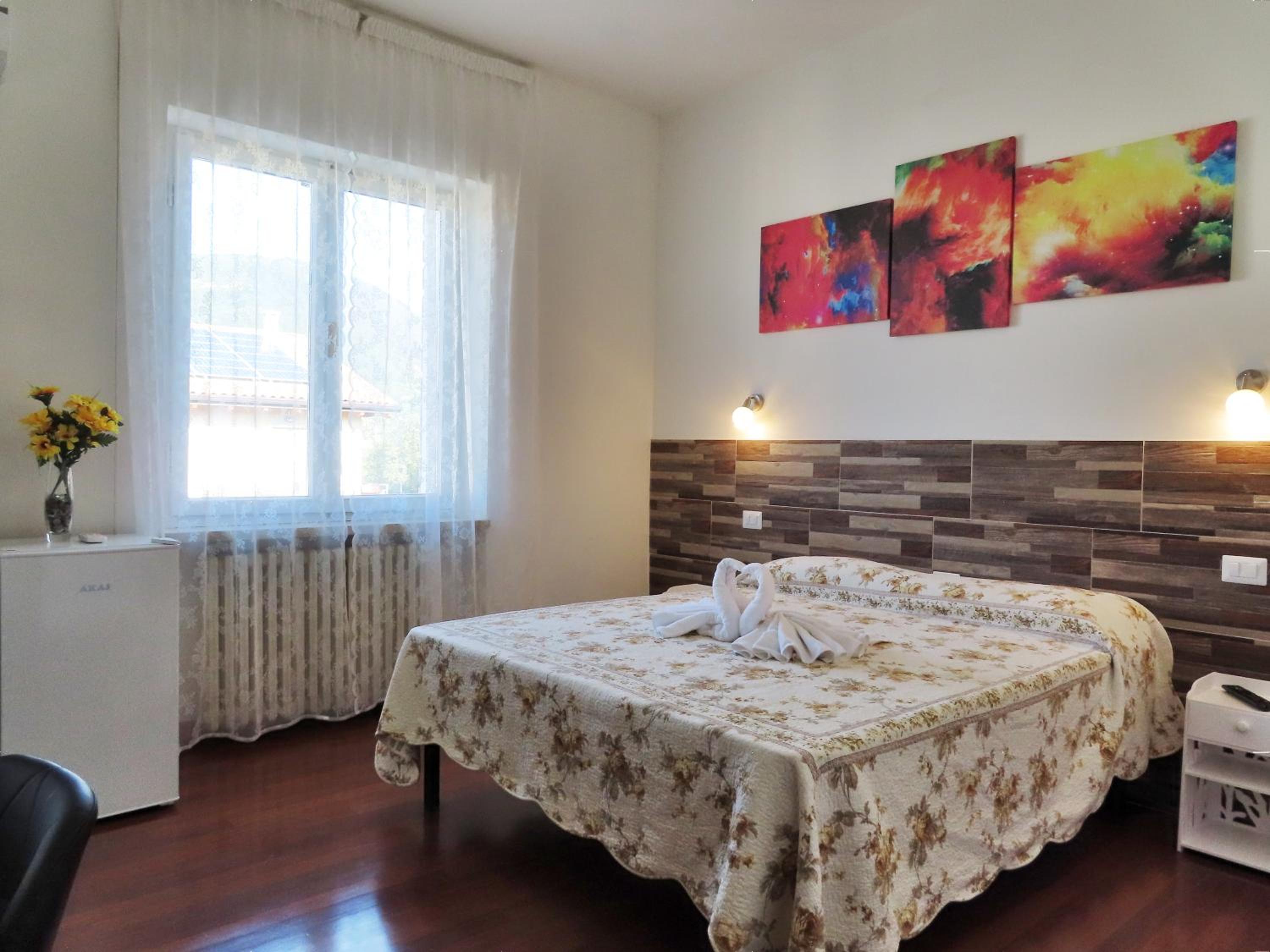 Double Room with Private Bathroom photo 3