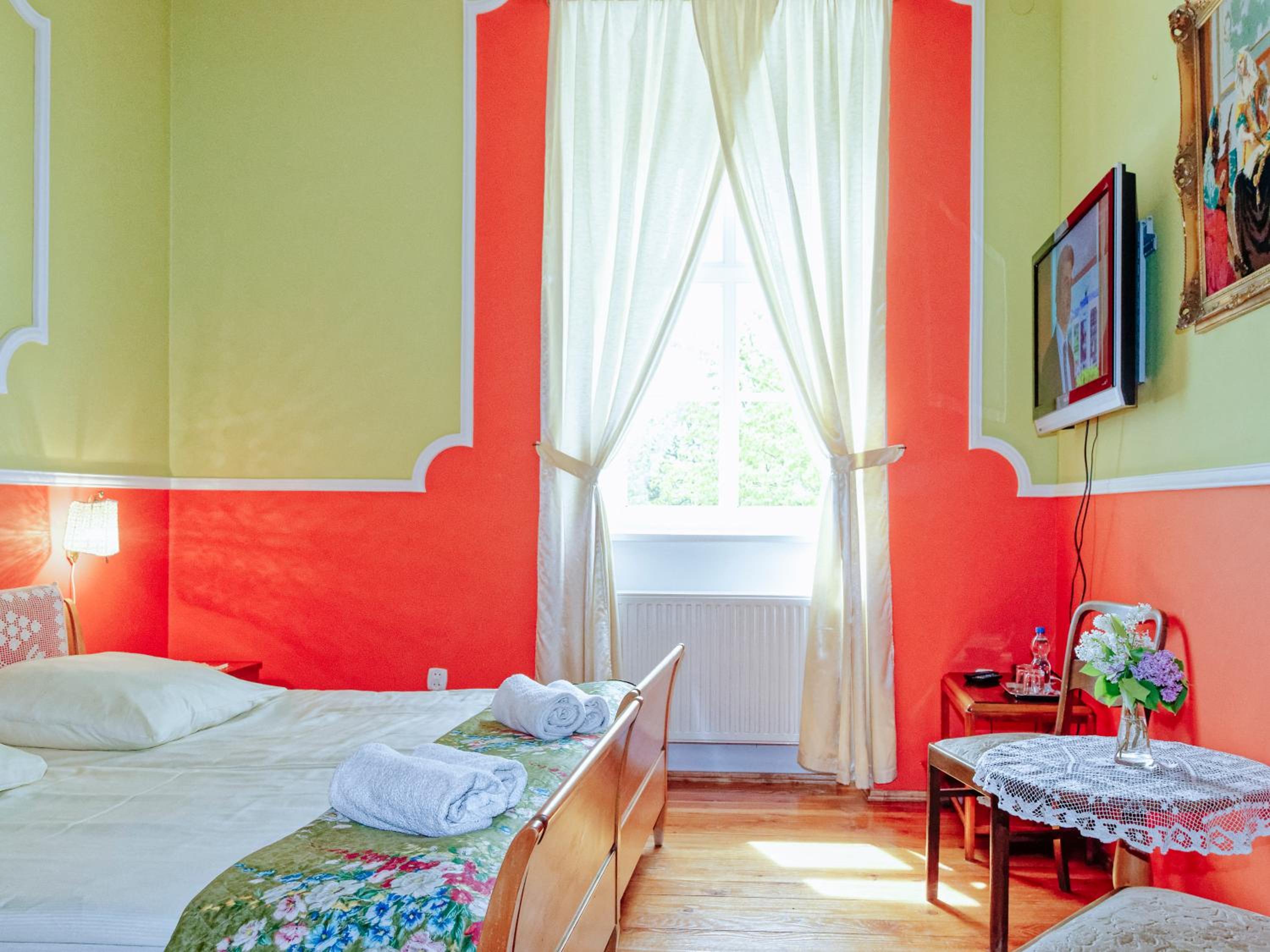Standard Double or Twin Room photo 2