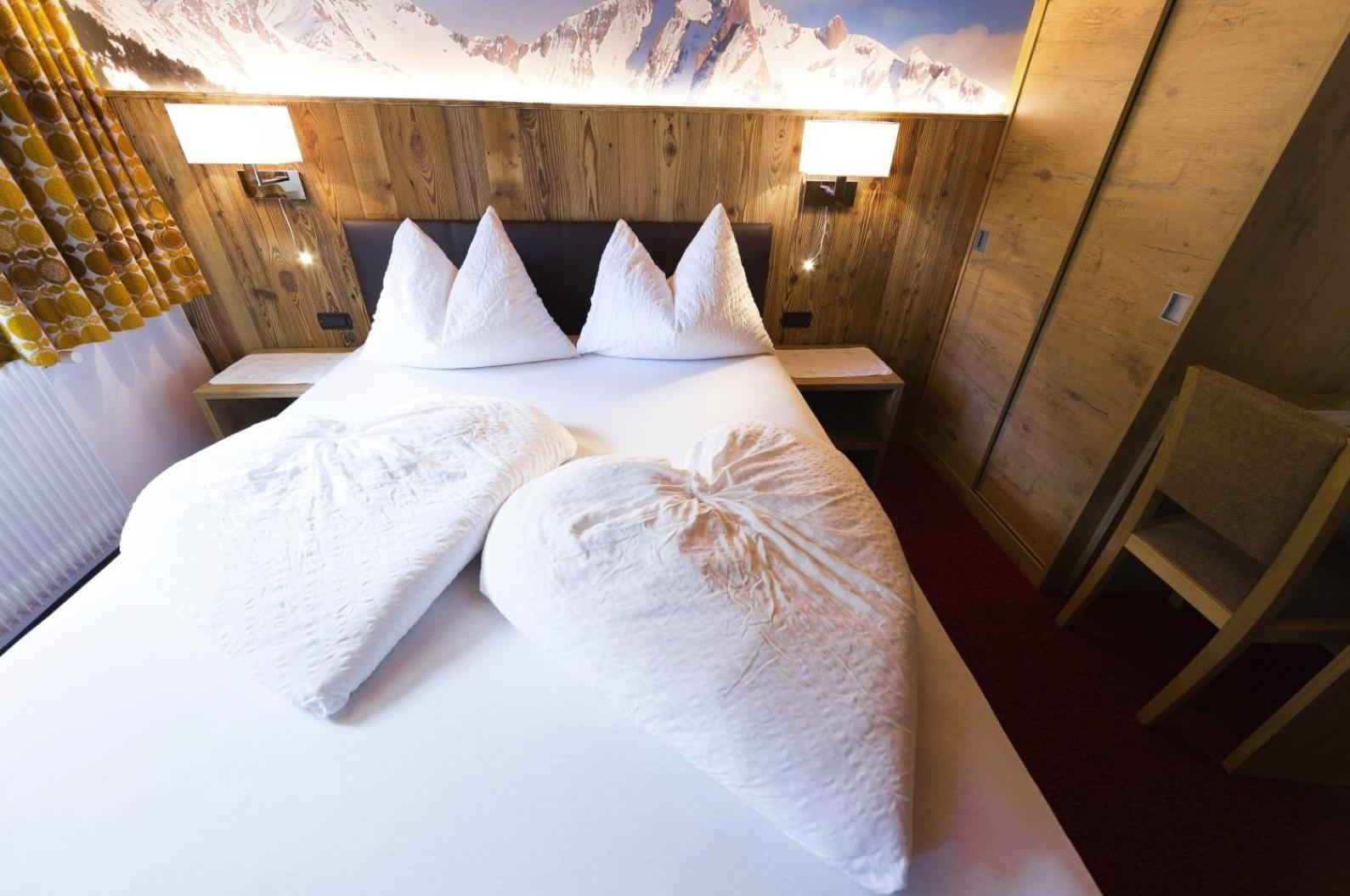 Double Room - Photo 4